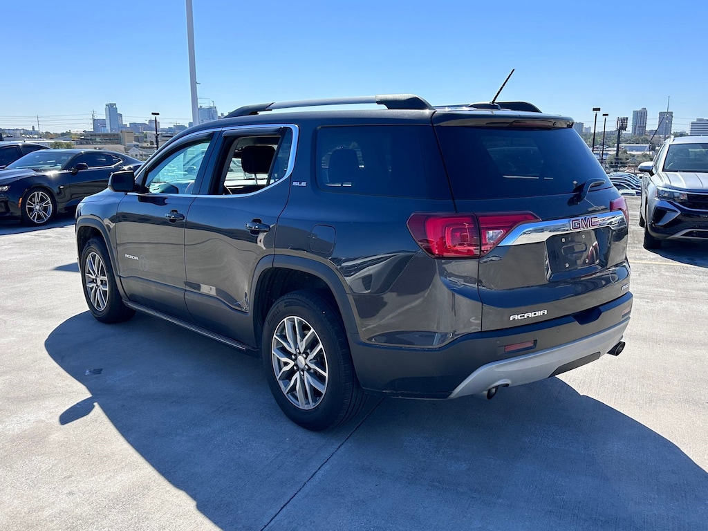 Used 2017 GMC Acadia SLE SUV