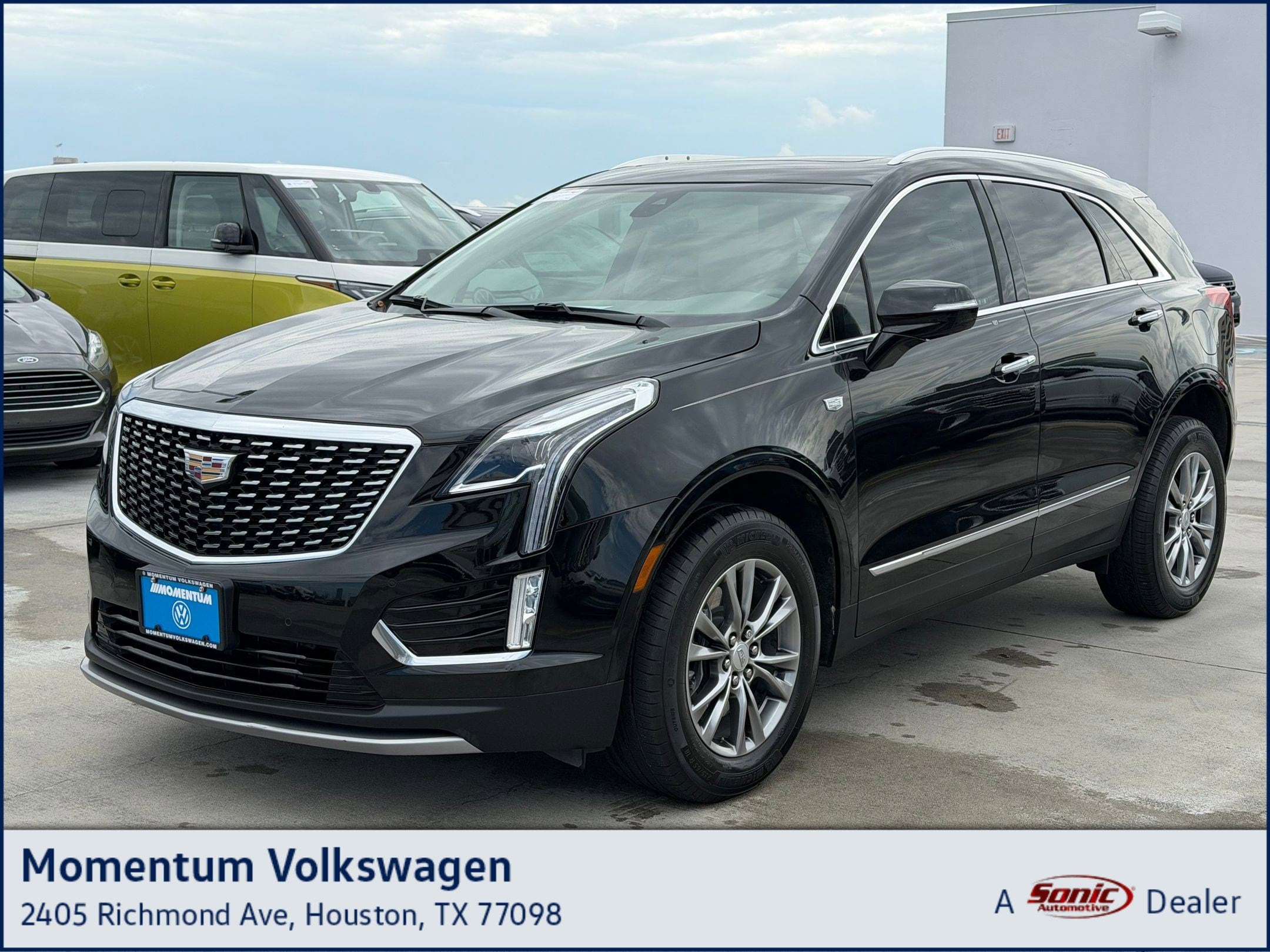 2022 Cadillac XT5 FWD Premium Luxury's photo