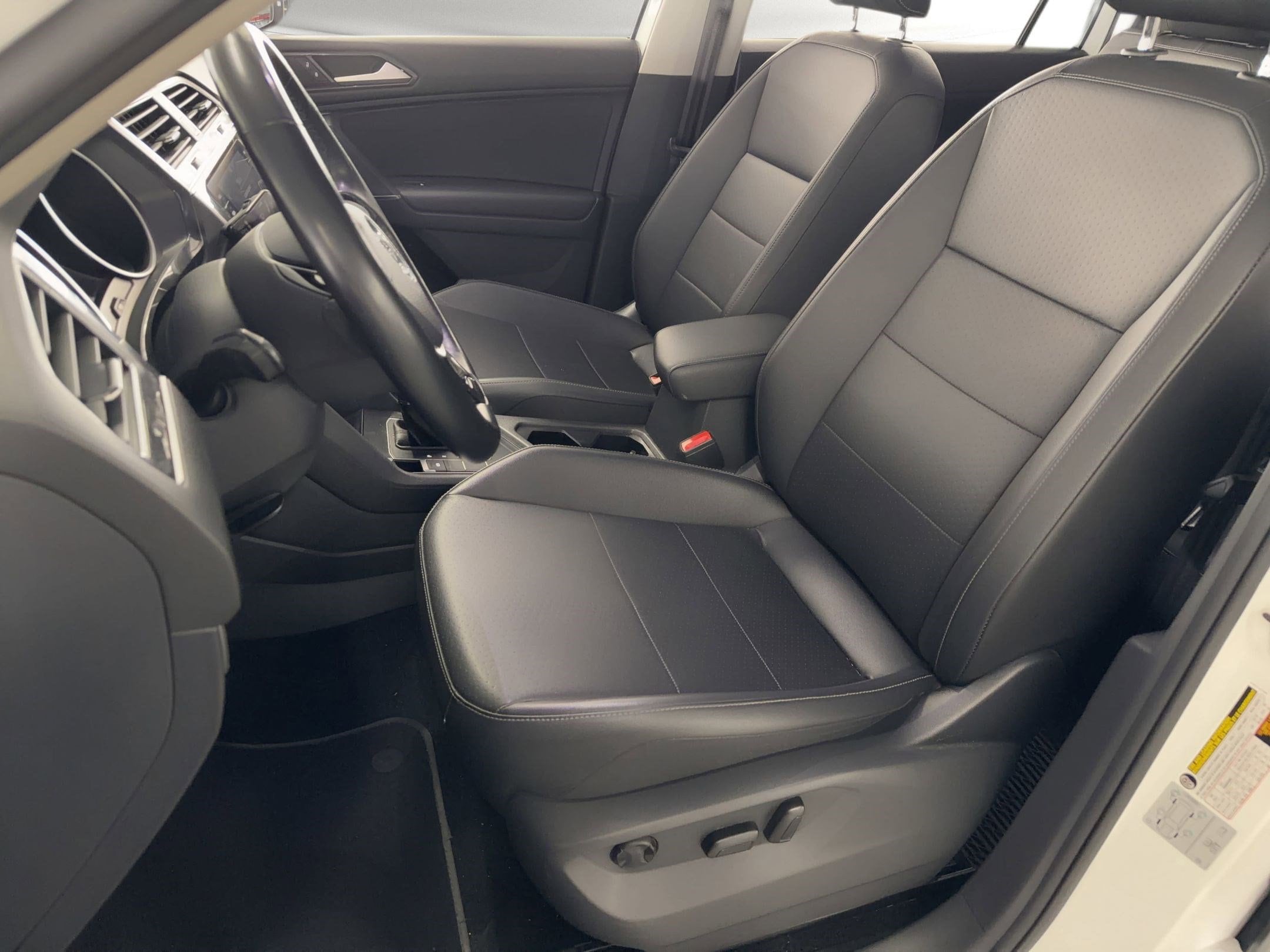 Tiguan SEL SUV