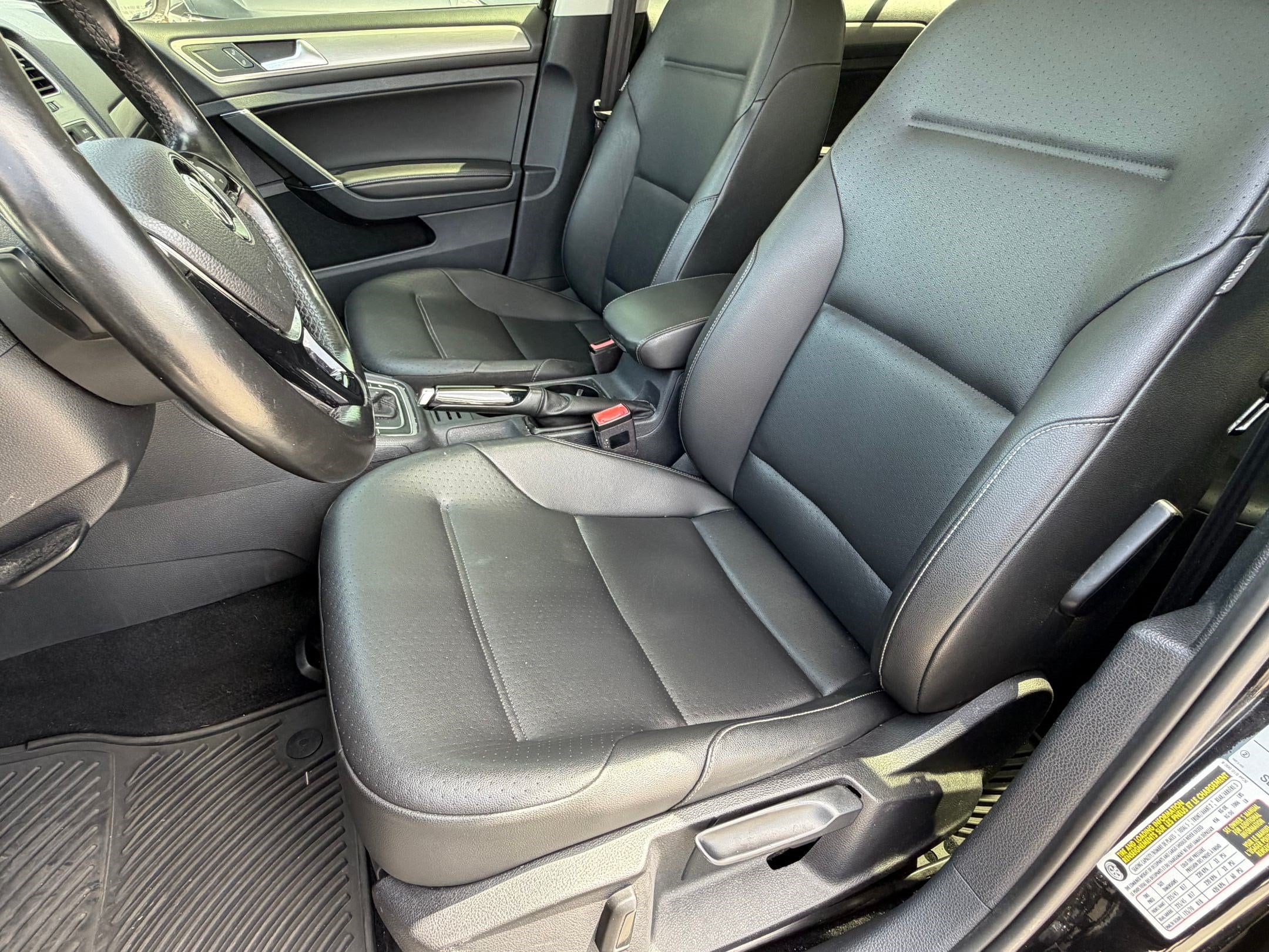 Golf TSI SE Hatchback