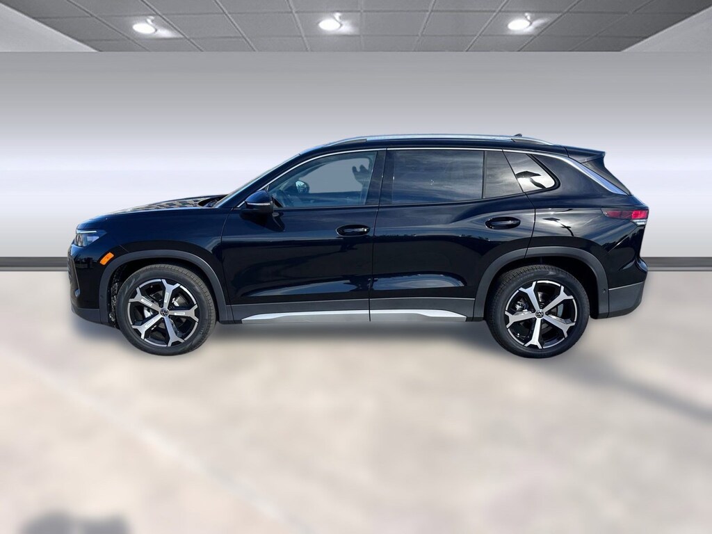 New 2026 Volkswagen Tiguan 2.0T SE SUV