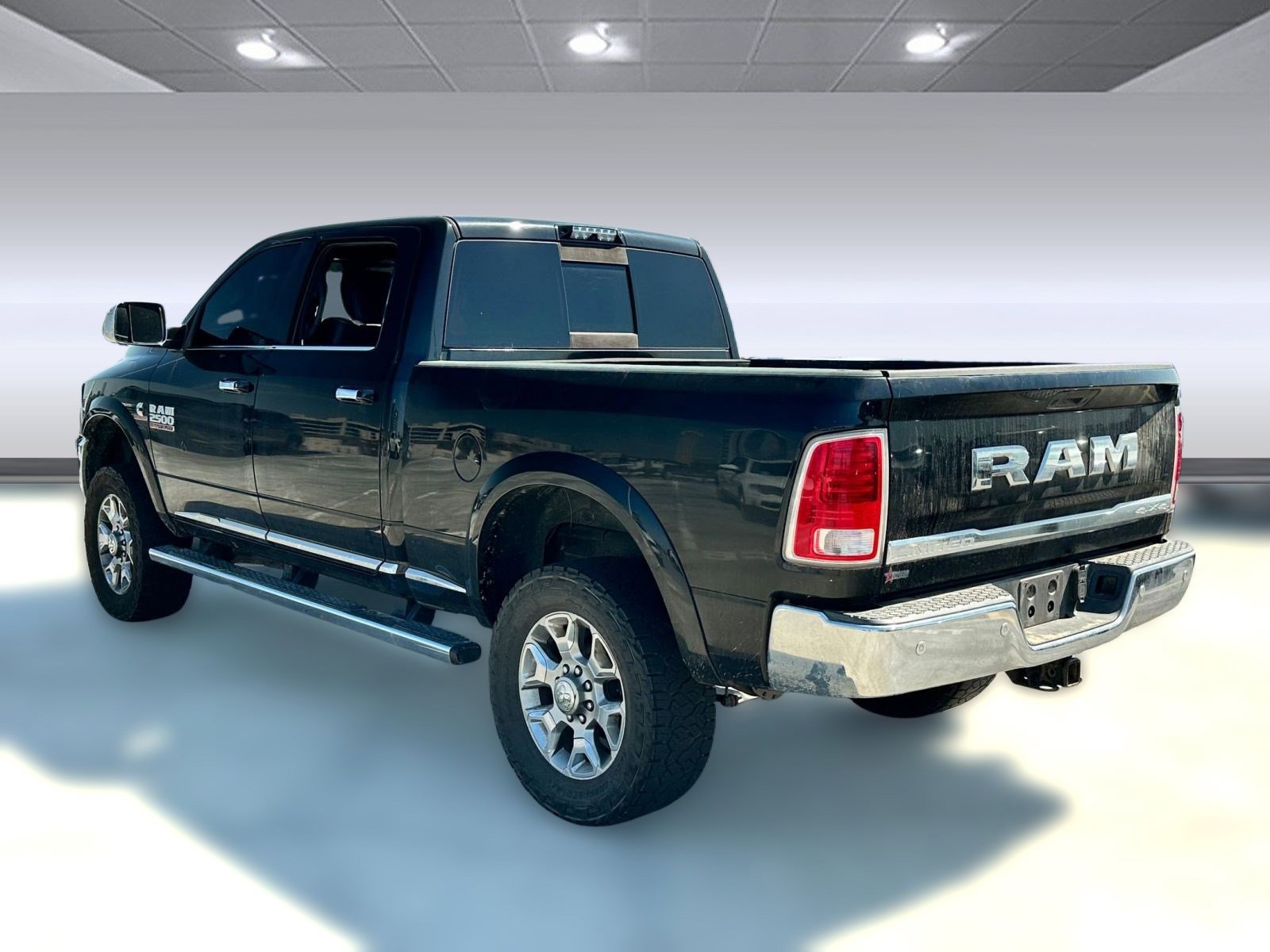 2017 Ram 2500 Limited photo 3