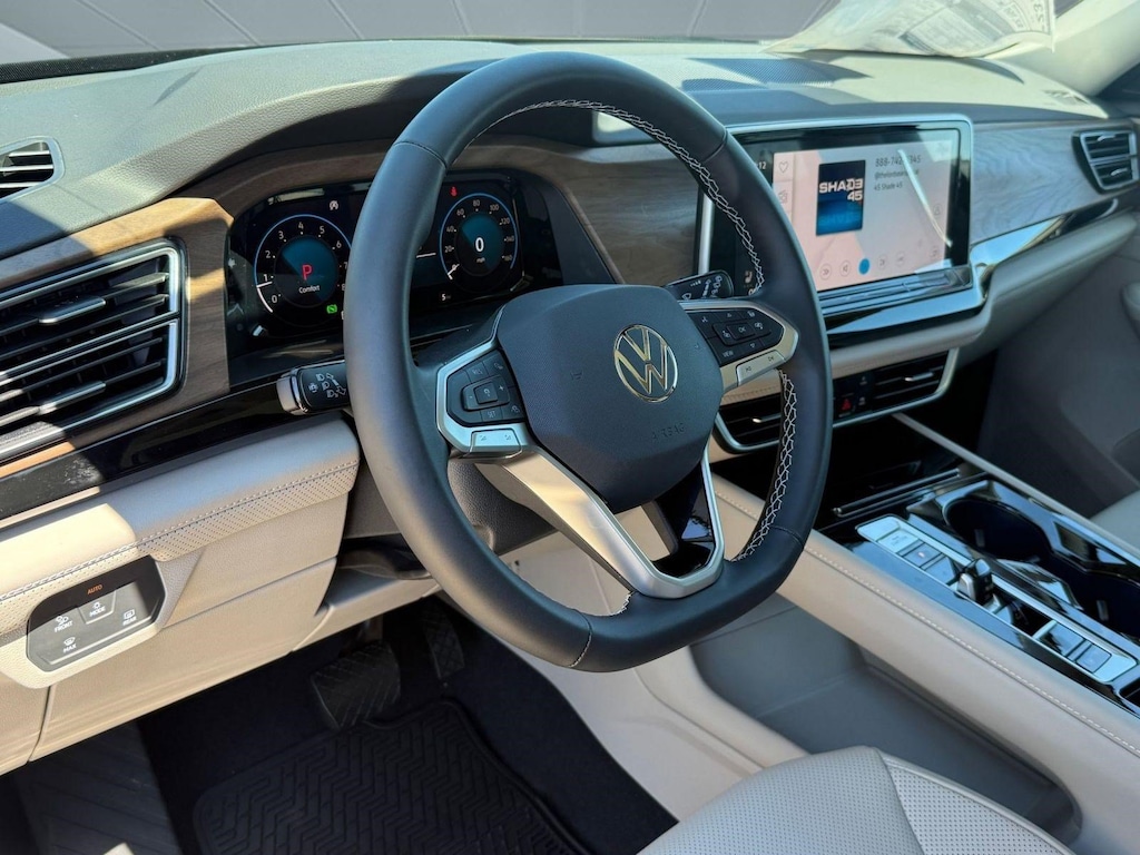 New 2026 Volkswagen Atlas SE w/Technology SUV
