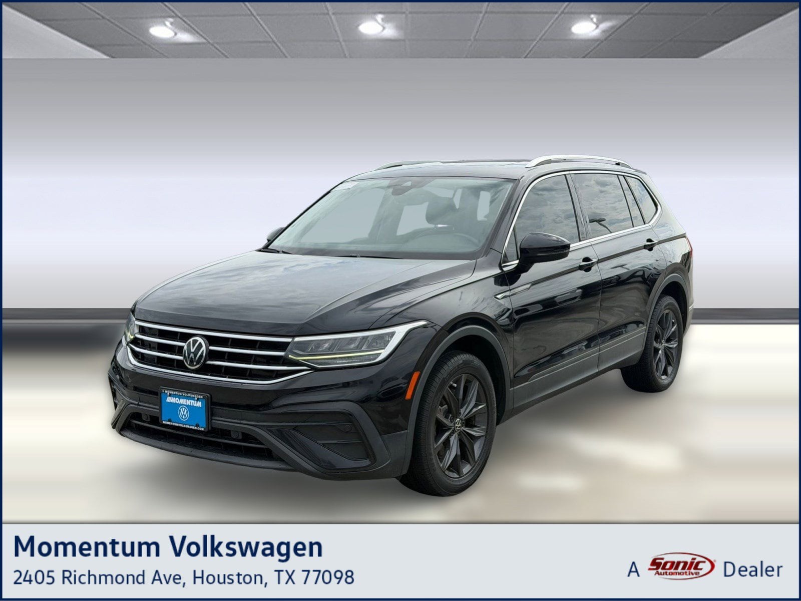 2022 Volkswagen Tiguan 2.0T SE's photo