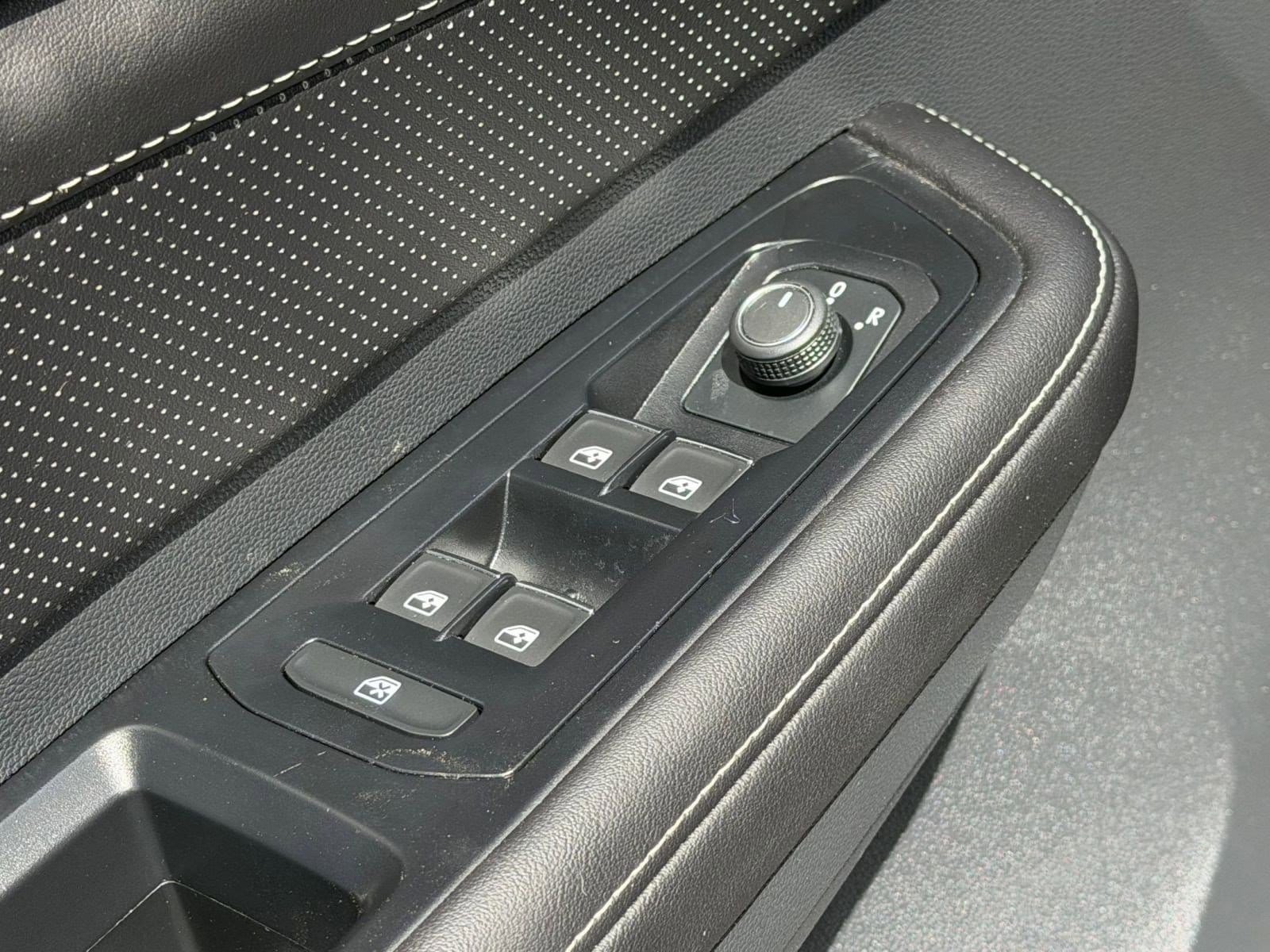 2025 Volkswagen Atlas SE - Photo 19