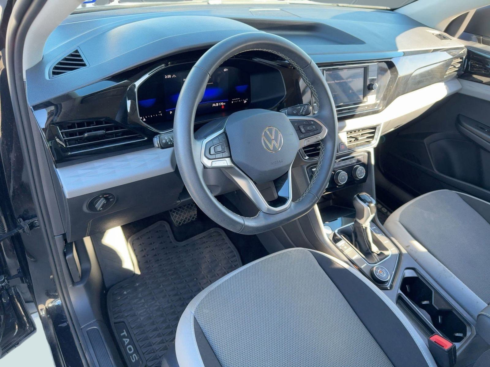 2024 Volkswagen Taos S photo 4