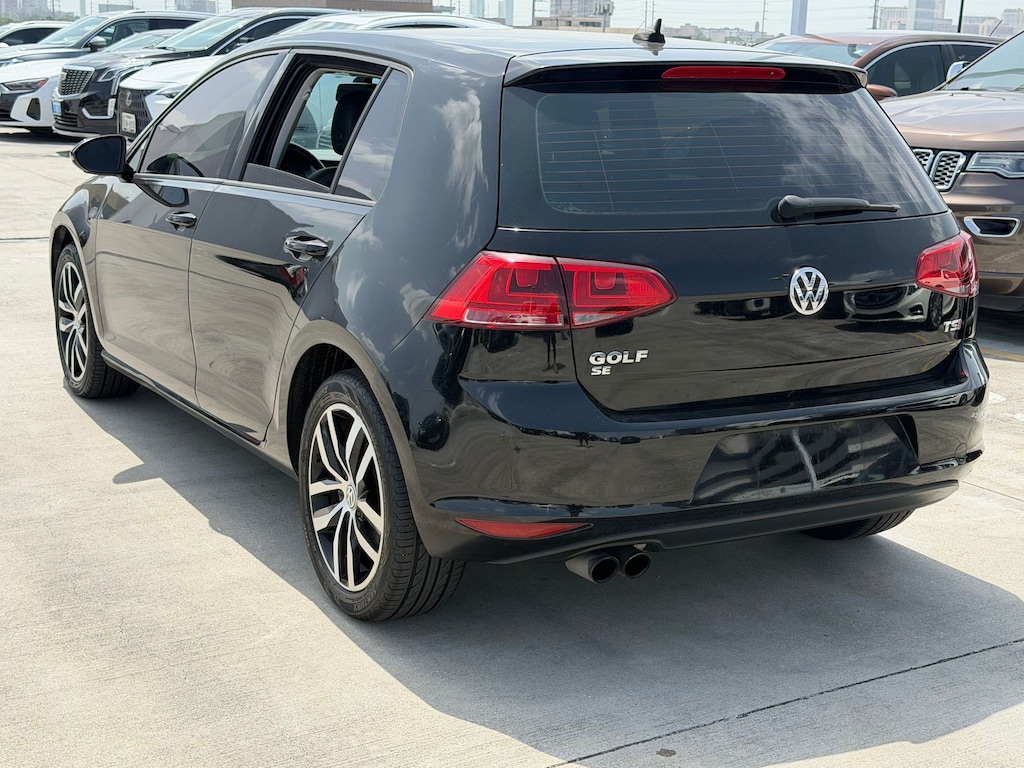 Used 2016 Volkswagen Golf TSI SE Hatchback