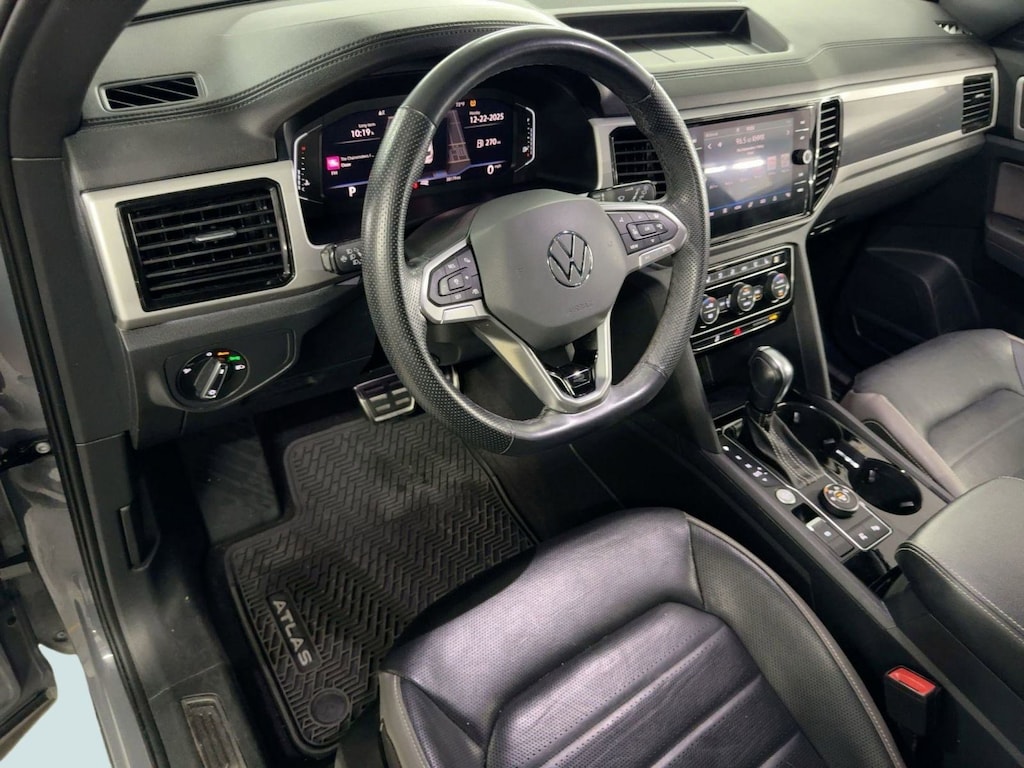 Used 2022 Volkswagen Atlas Cross Sport 3.6L V6 SEL Premium R-Line SUV