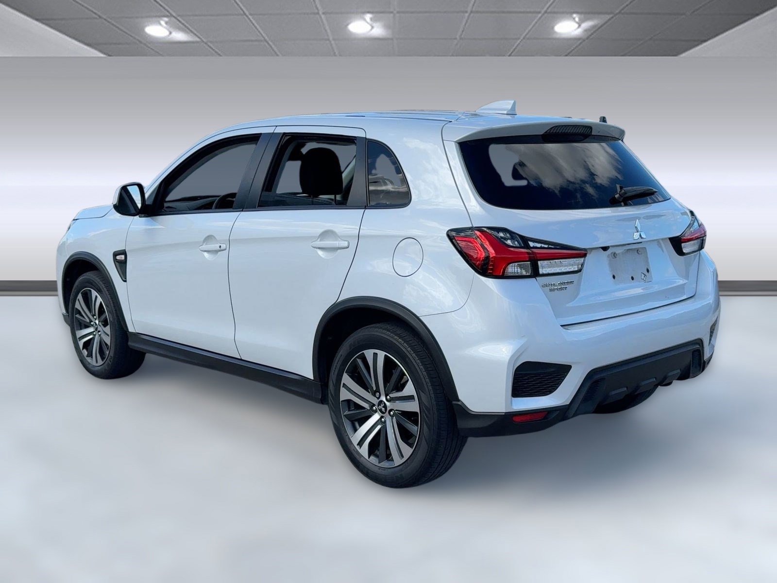 2022 Mitsubishi Outlander Sport S photo 2