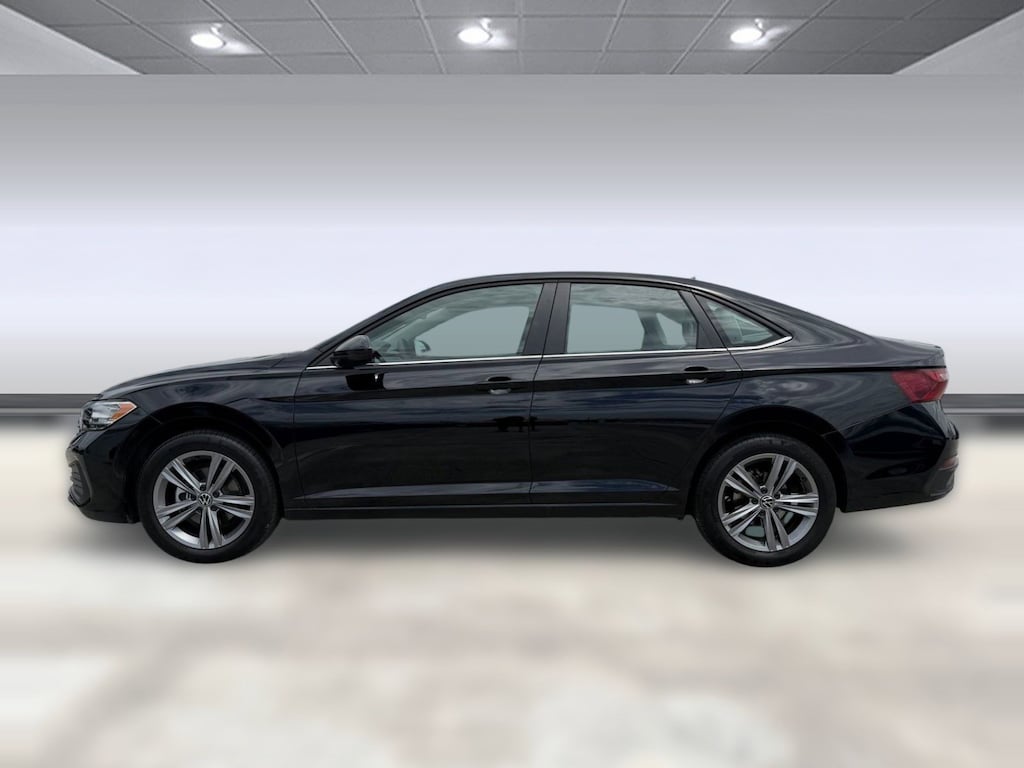 Used 2023 Volkswagen Jetta SE Sedan