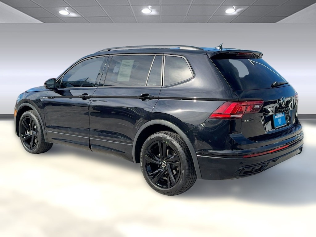 Used 2024 Volkswagen Tiguan SE R-Line Black SUV