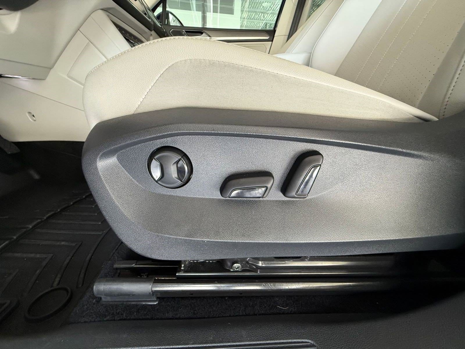 2022 Volkswagen Tiguan SE - Photo 25