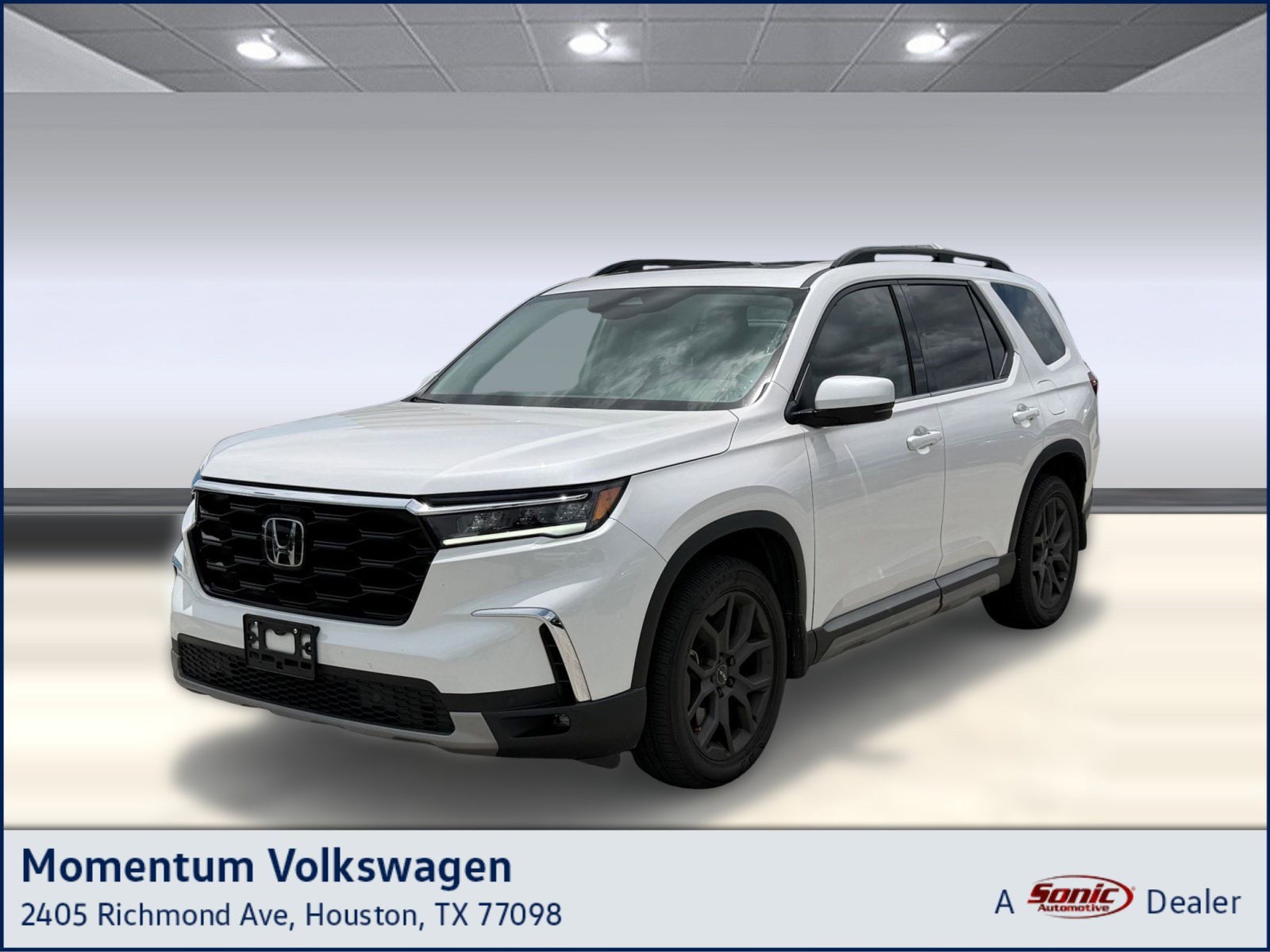 2024 Honda Pilot Touring AWD's photo