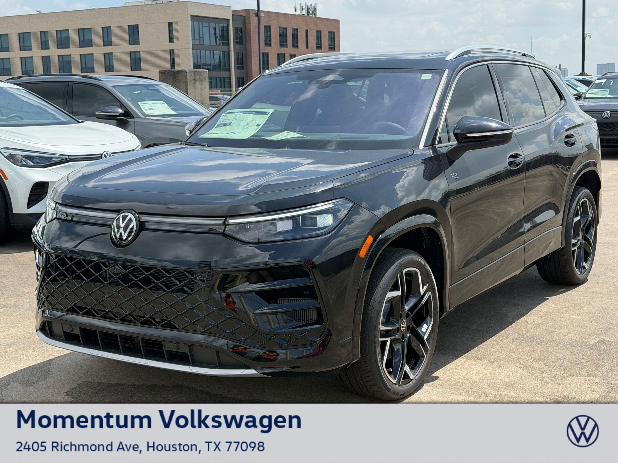 New 2026 Volkswagen Tiguan SEL R-Line Turbo