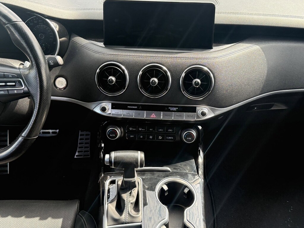 Used 2022 Kia Stinger GT-Line Sedan