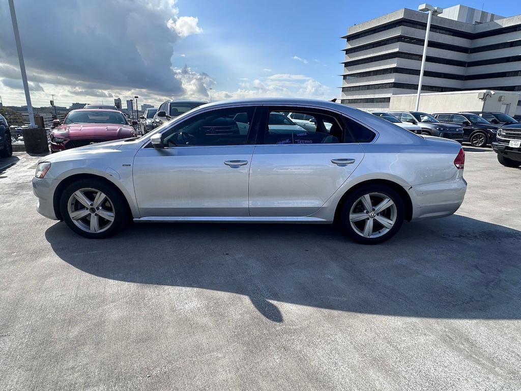 Used 2015 Volkswagen Passat 1.8T Limited Edition Sedan