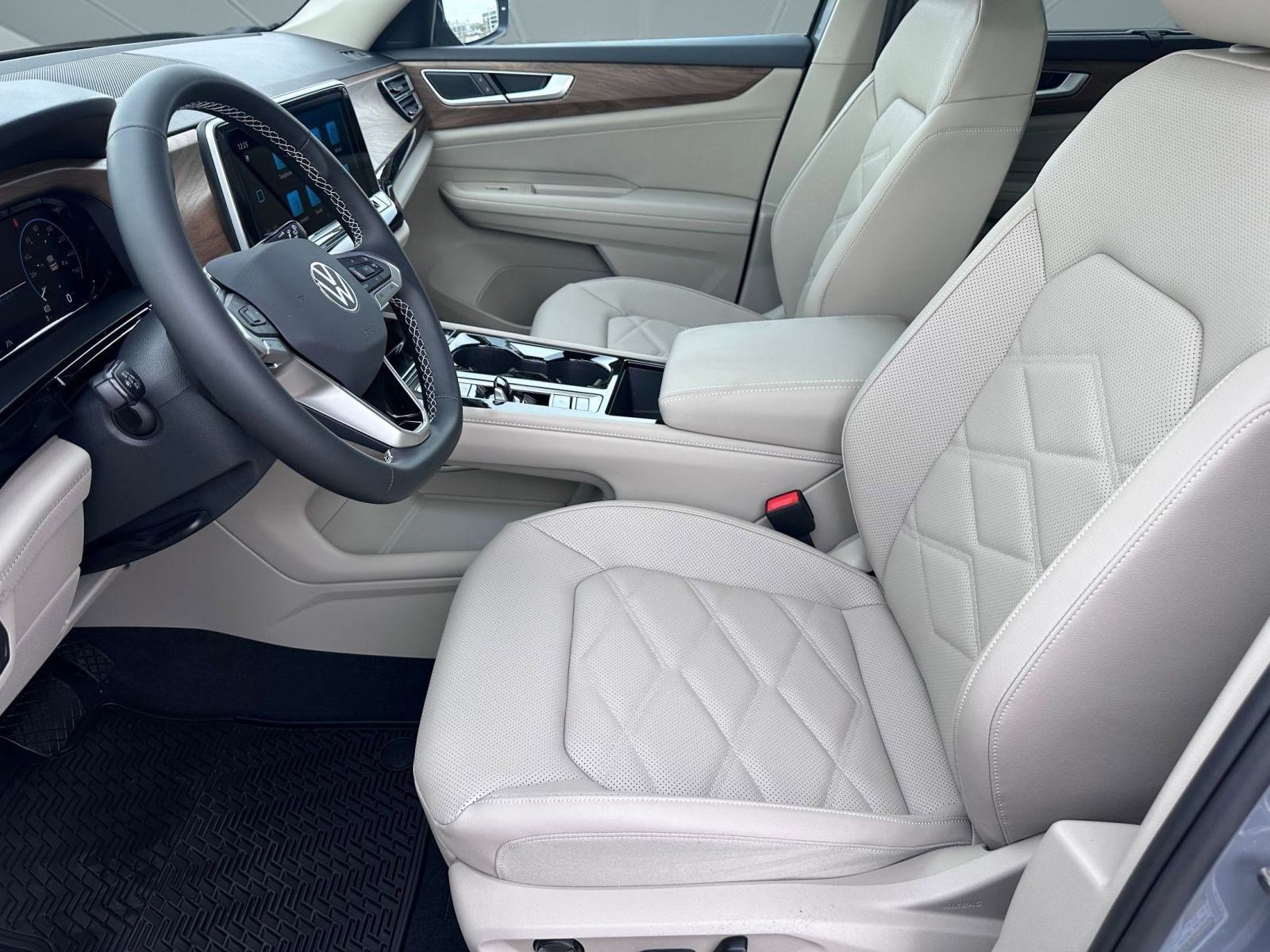 2026 Volkswagen Atlas SE Technology photo 4