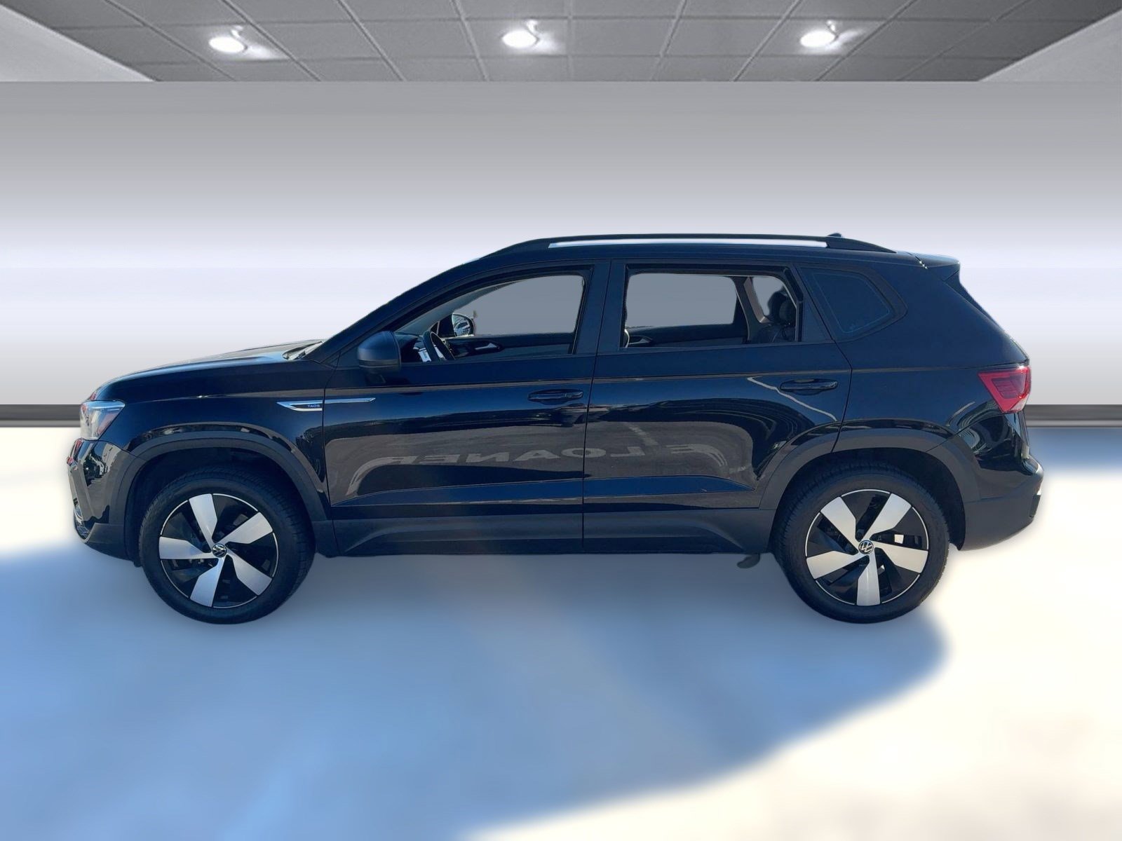 2024 Volkswagen Taos S photo 2