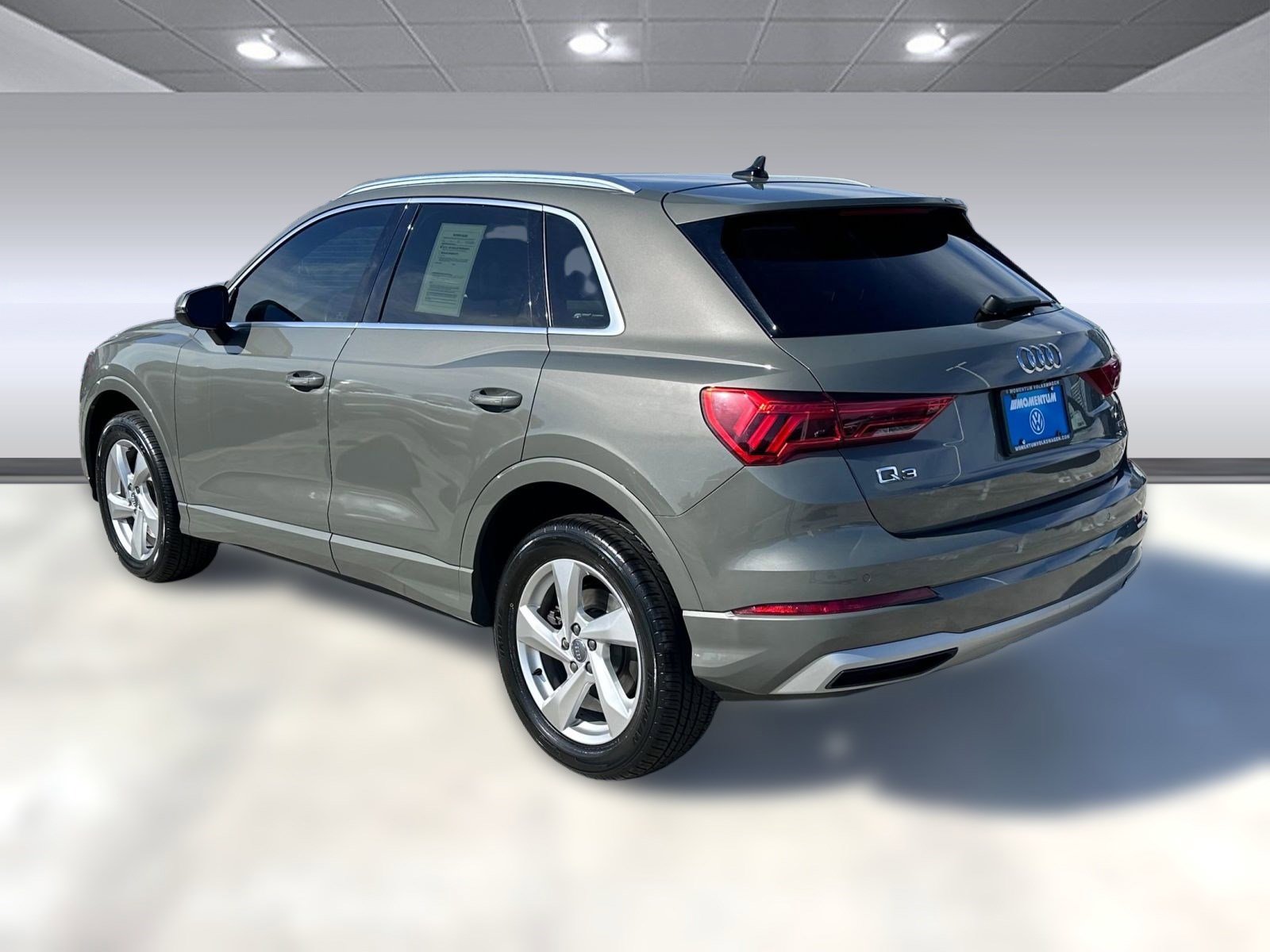 2020 Audi Q3 Premium Plus photo 3