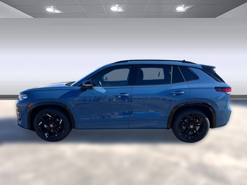 New 2026 Volkswagen Tiguan 2.0T SE R-Line Black SUV