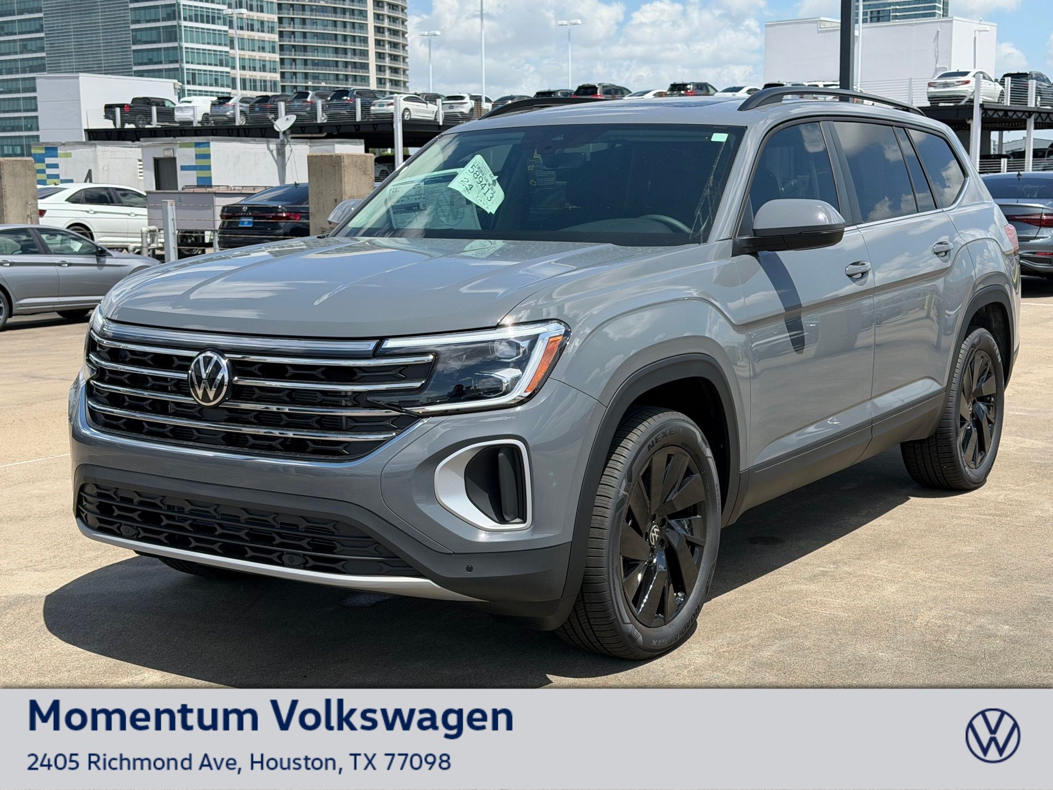 New 2026 Volkswagen Atlas SE w/Technology