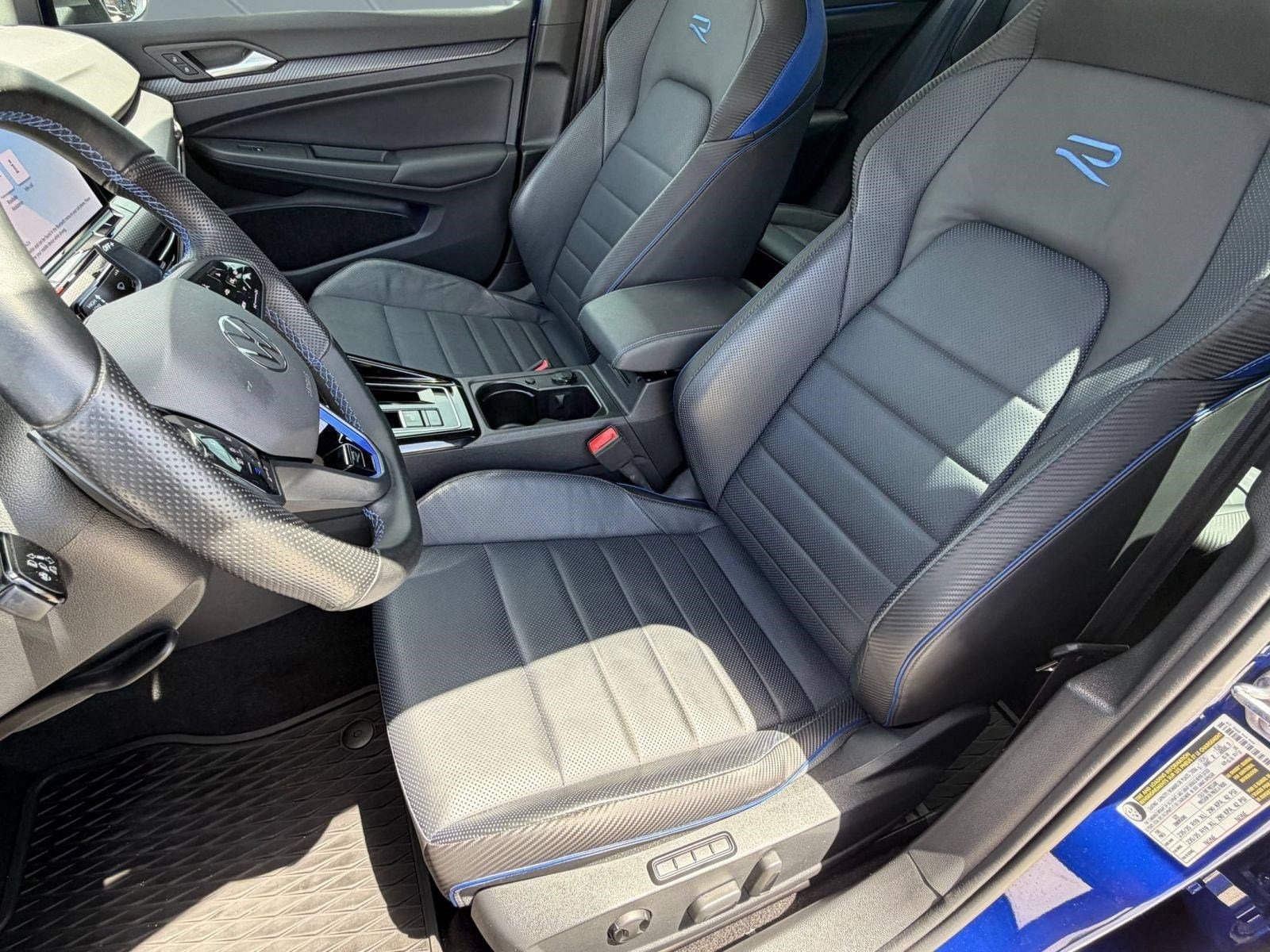 Golf R Golf R 2.0T (2.0T DSG) Hatchback