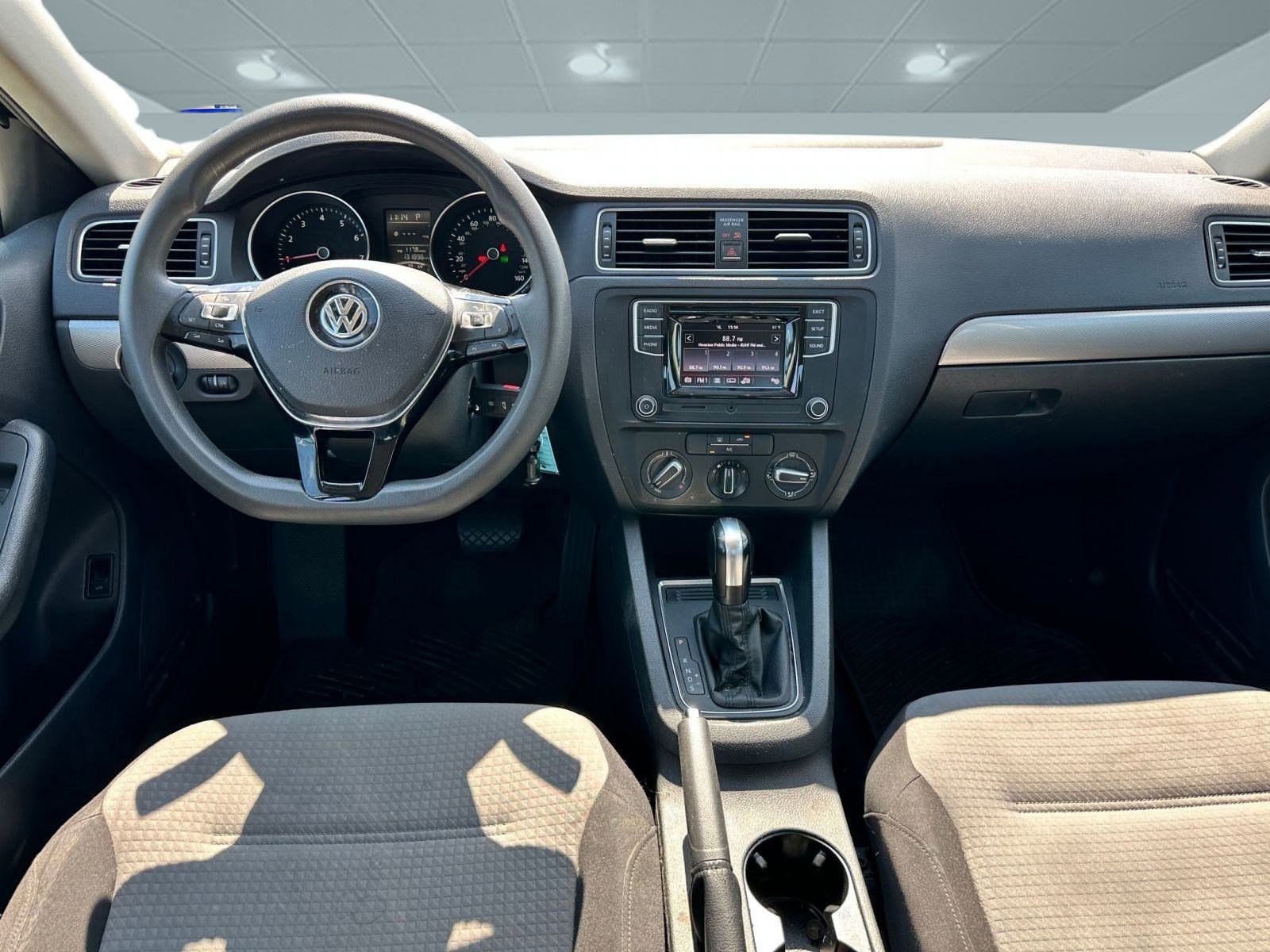 2017 Volkswagen Jetta 1.4T S photo 4