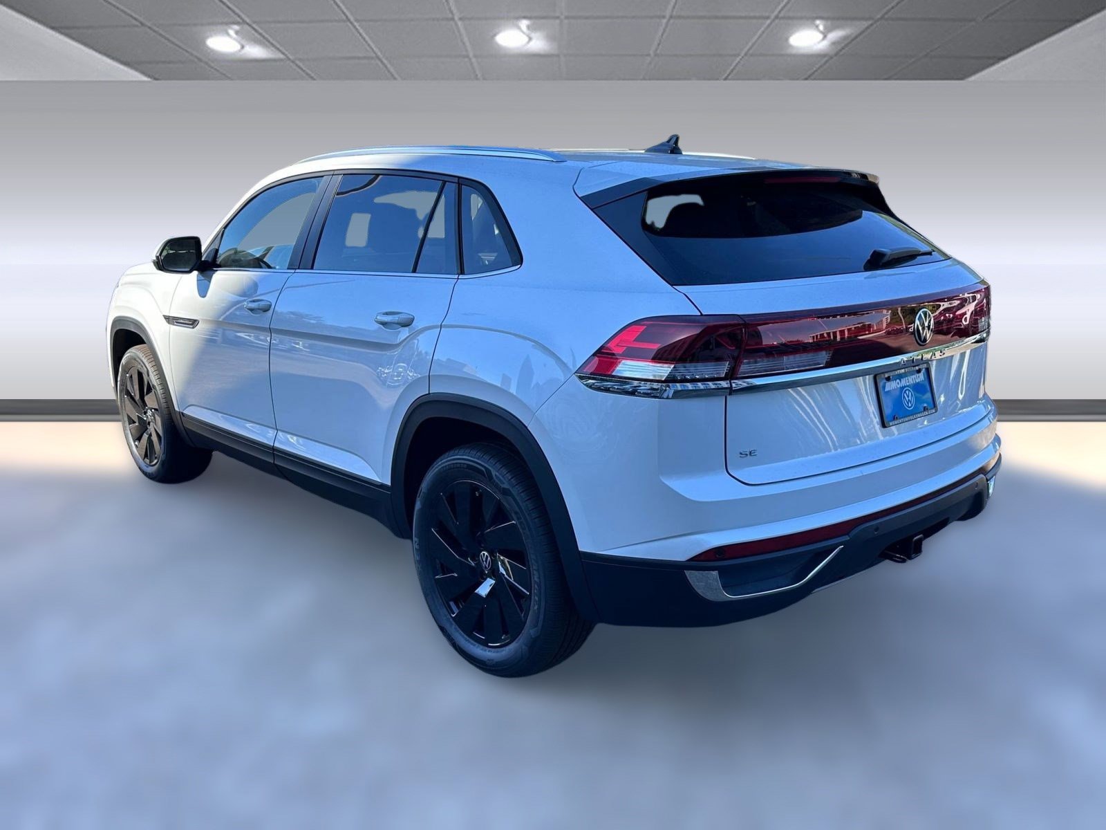 2026 Volkswagen Atlas Cross Sport SE Technology photo 3