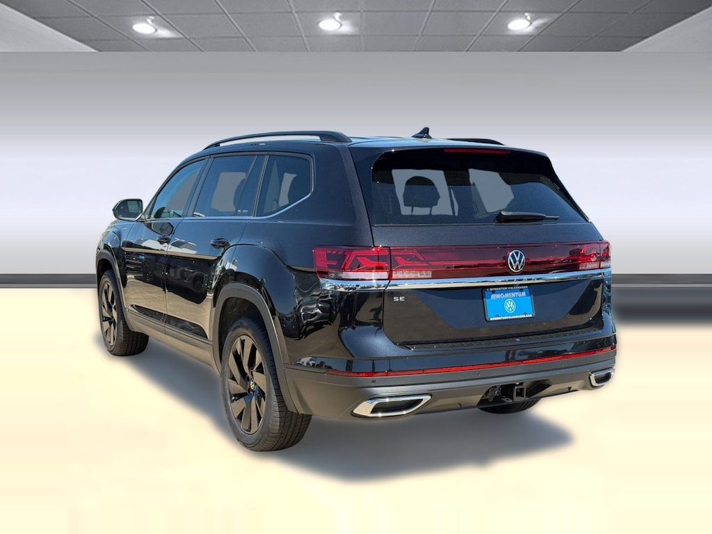 New 2026 Volkswagen Atlas SE w/Technology SUV