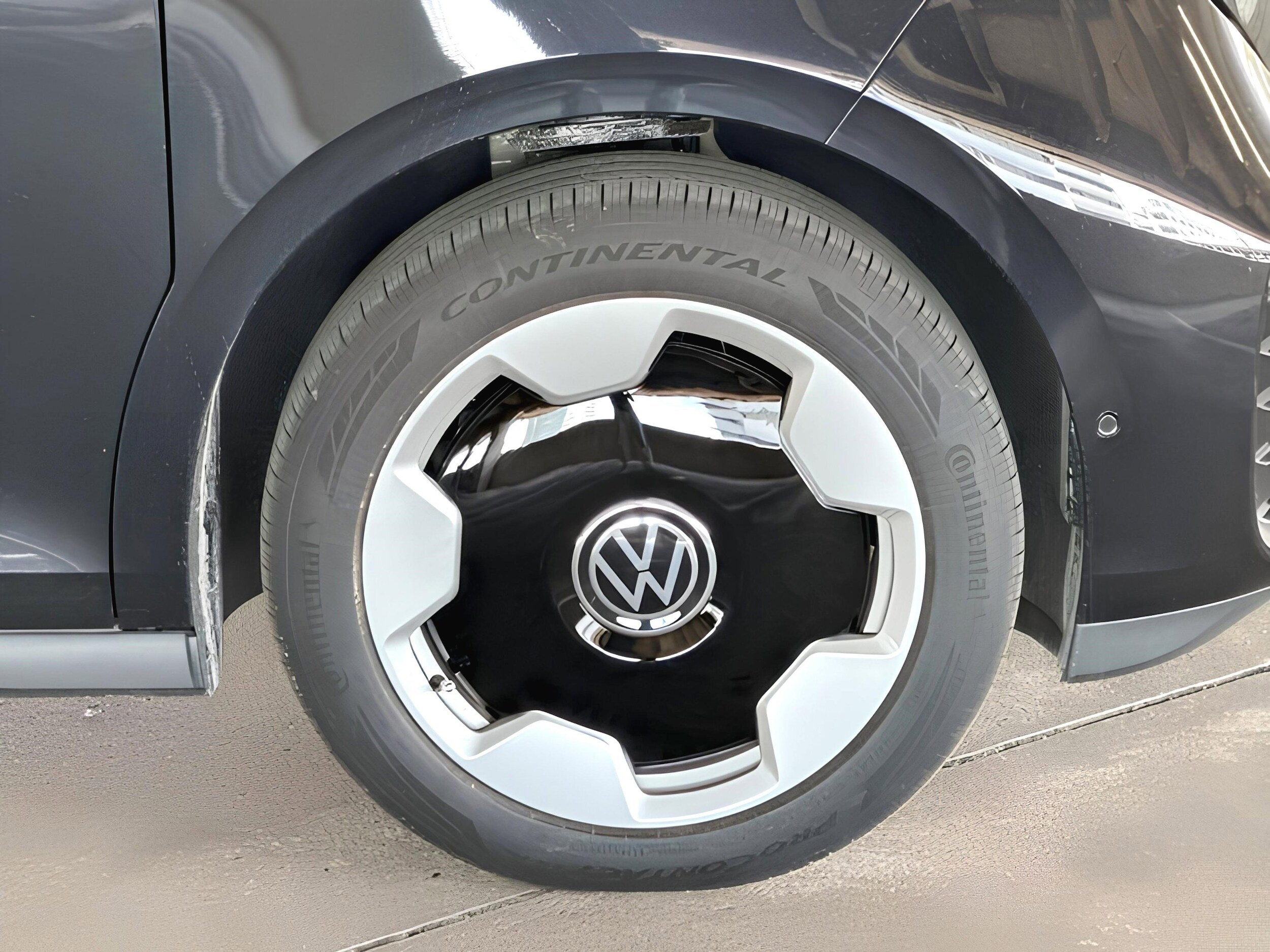 2025 Volkswagen ID. Buzz Pro S photo 4