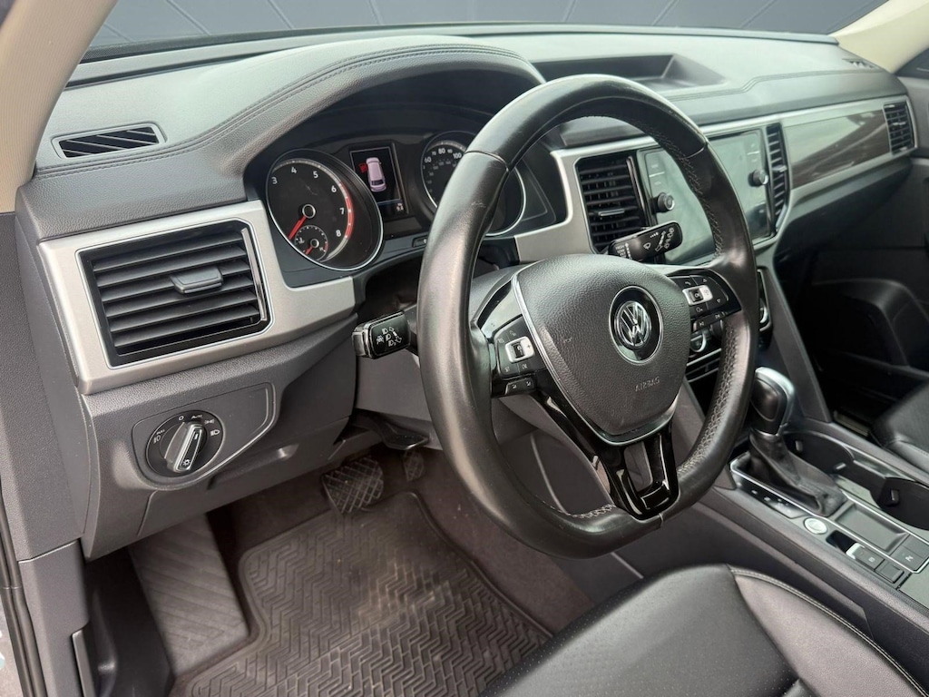 Used 2018 Volkswagen Atlas 3.6L V6 SEL SUV