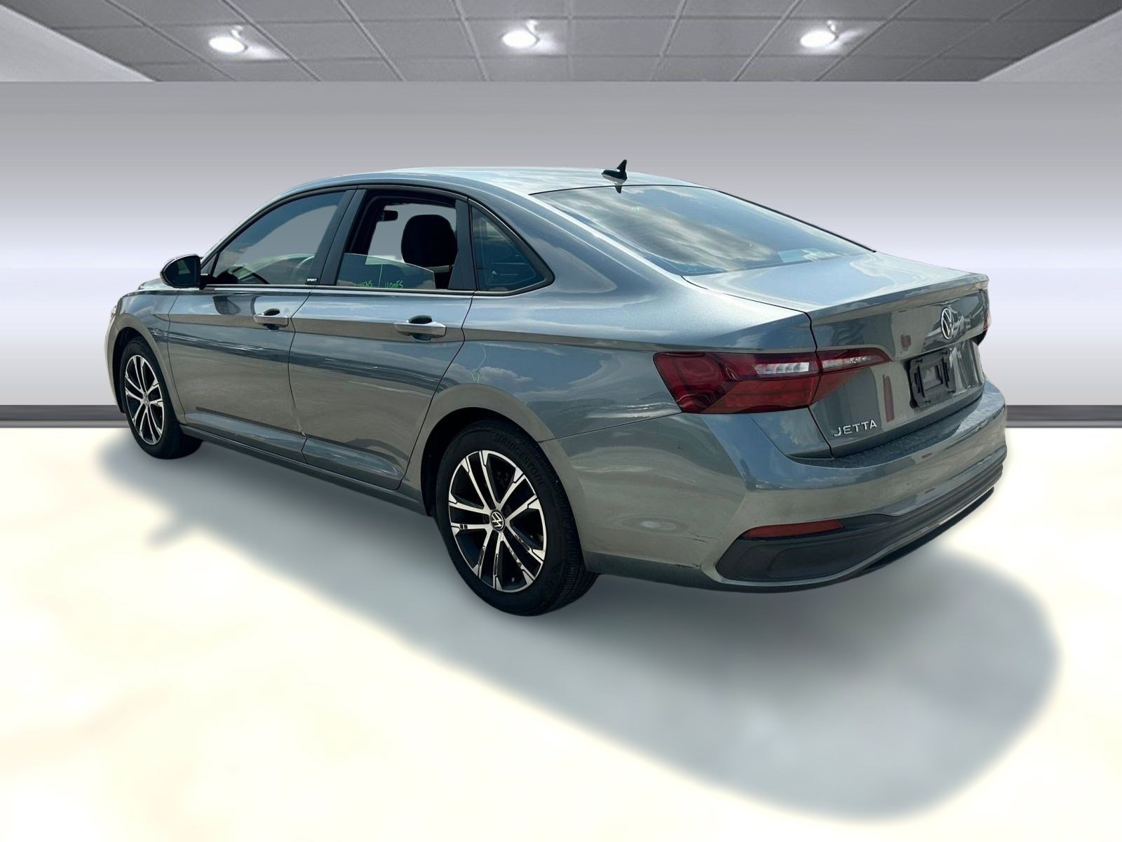 2024 Volkswagen Jetta Sport photo 3