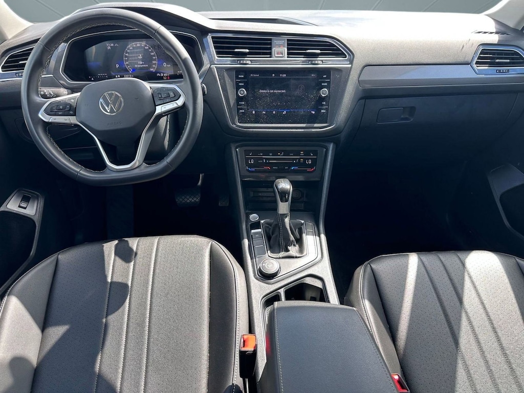 Used 2024 Volkswagen Tiguan SE SUV