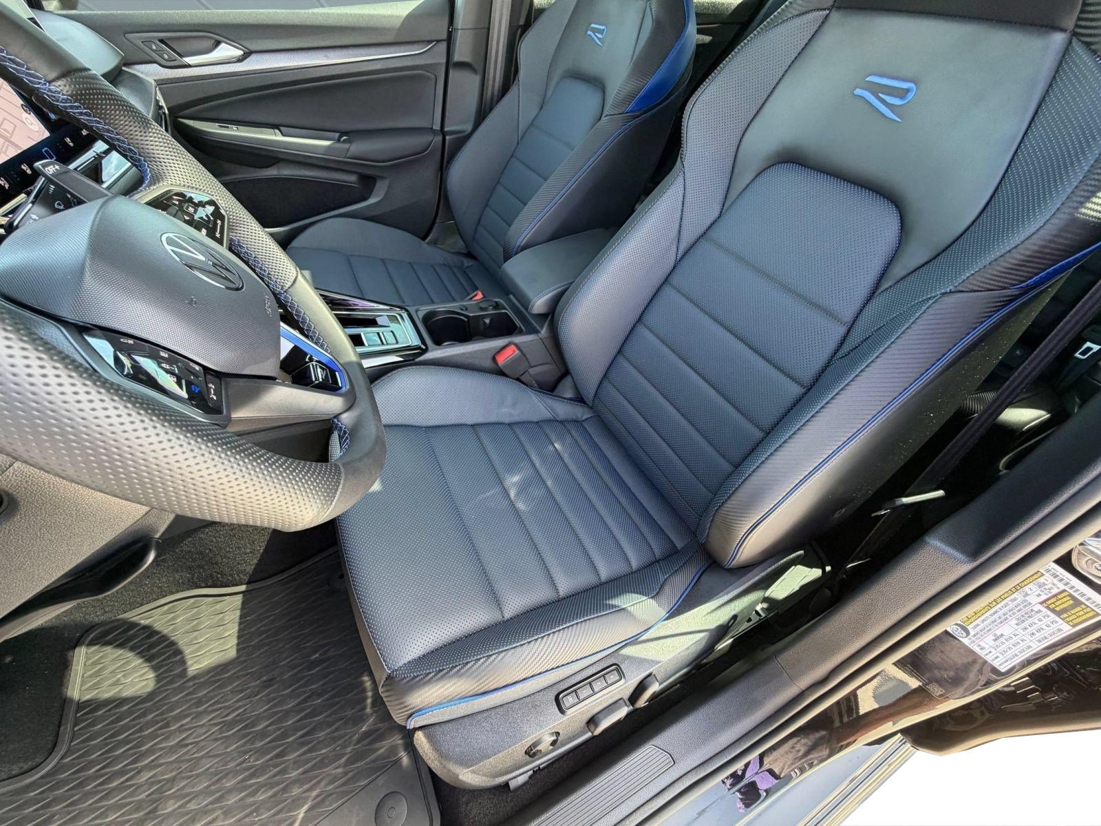 Golf R Golf R (2.0T DSG) Hatchback