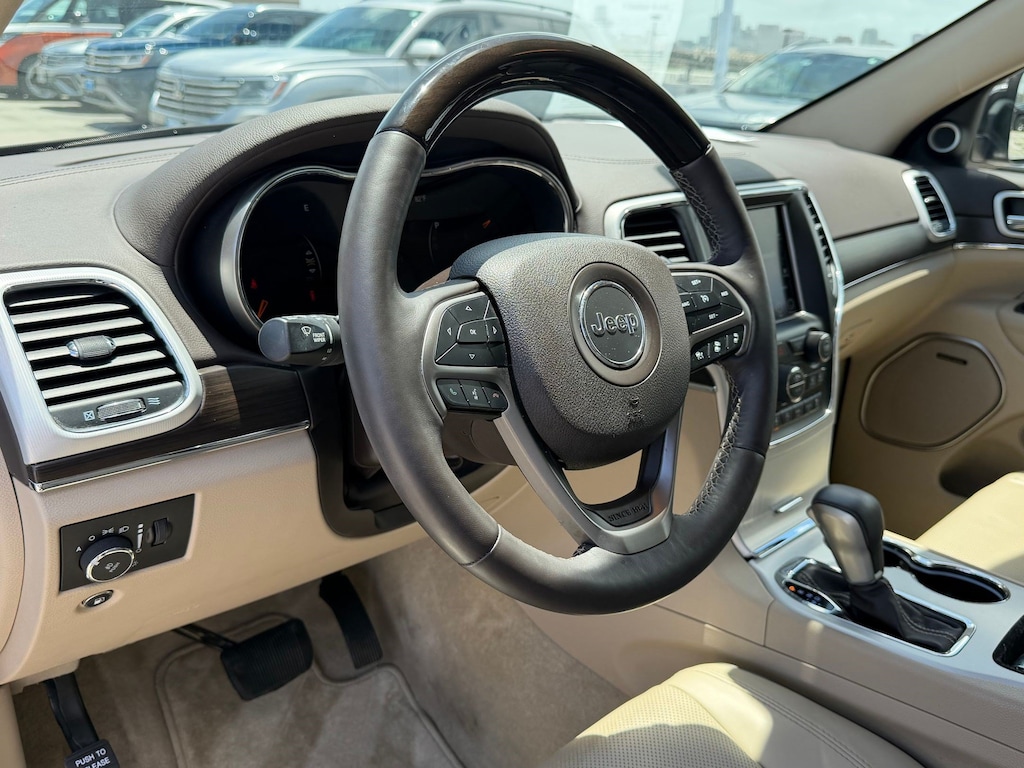 Used 2018 Jeep Grand Cherokee Overland SUV