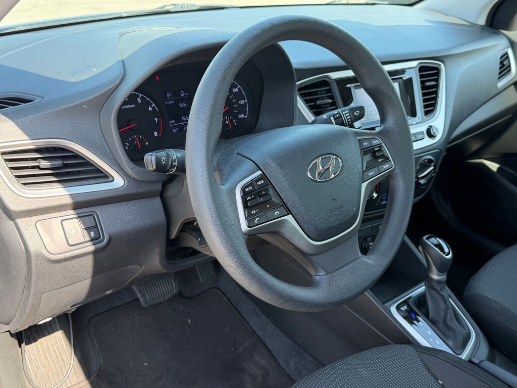 Used 2022 Hyundai Accent SE Sedan