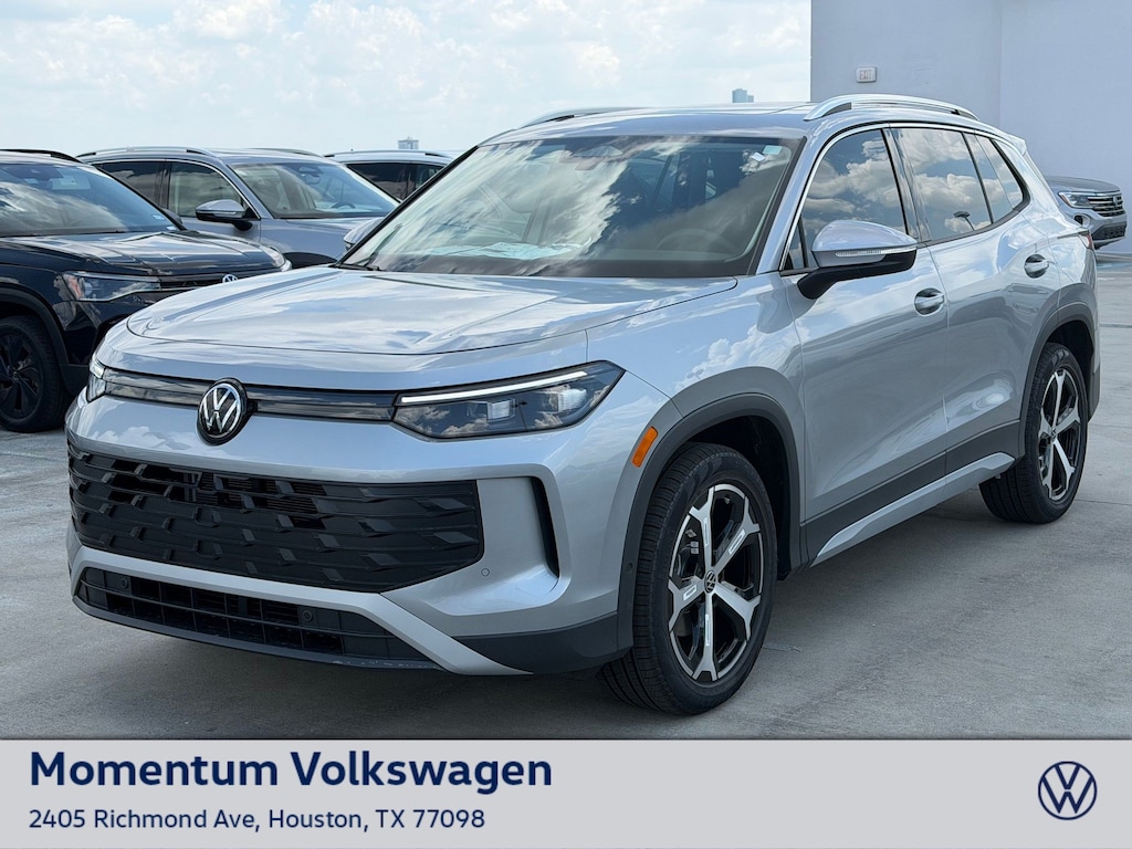New 2026 Volkswagen Tiguan SE SUV