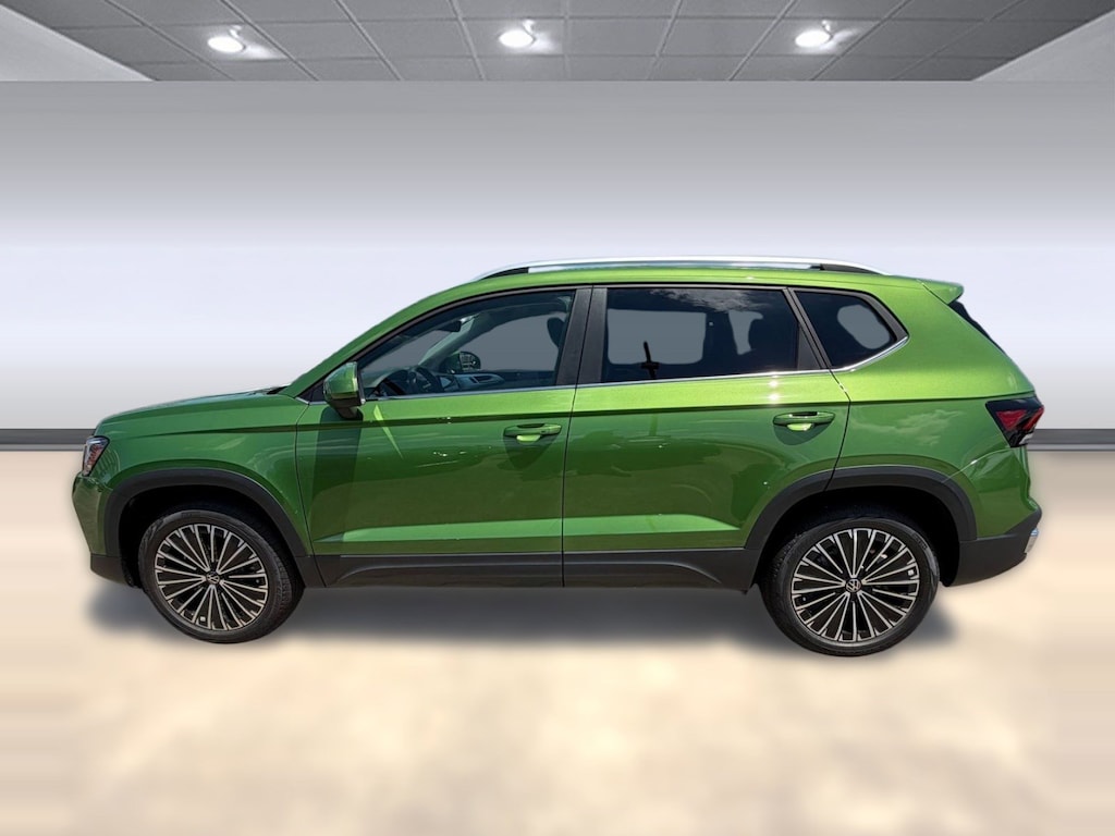 New 2026 Volkswagen Taos 1.5T SE SUV