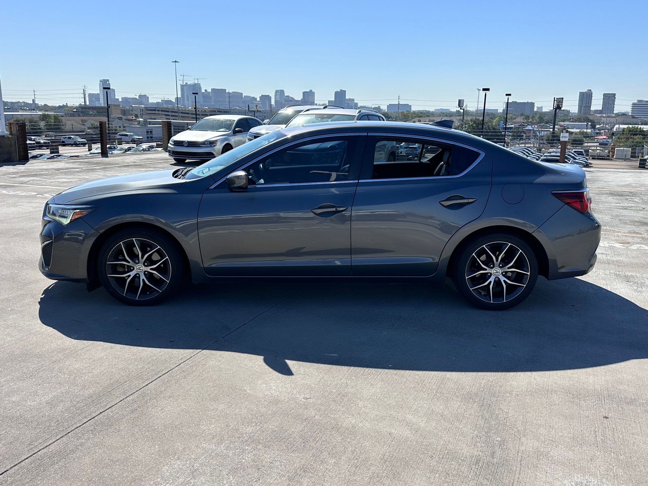 2020 Acura ILX Premium photo 2