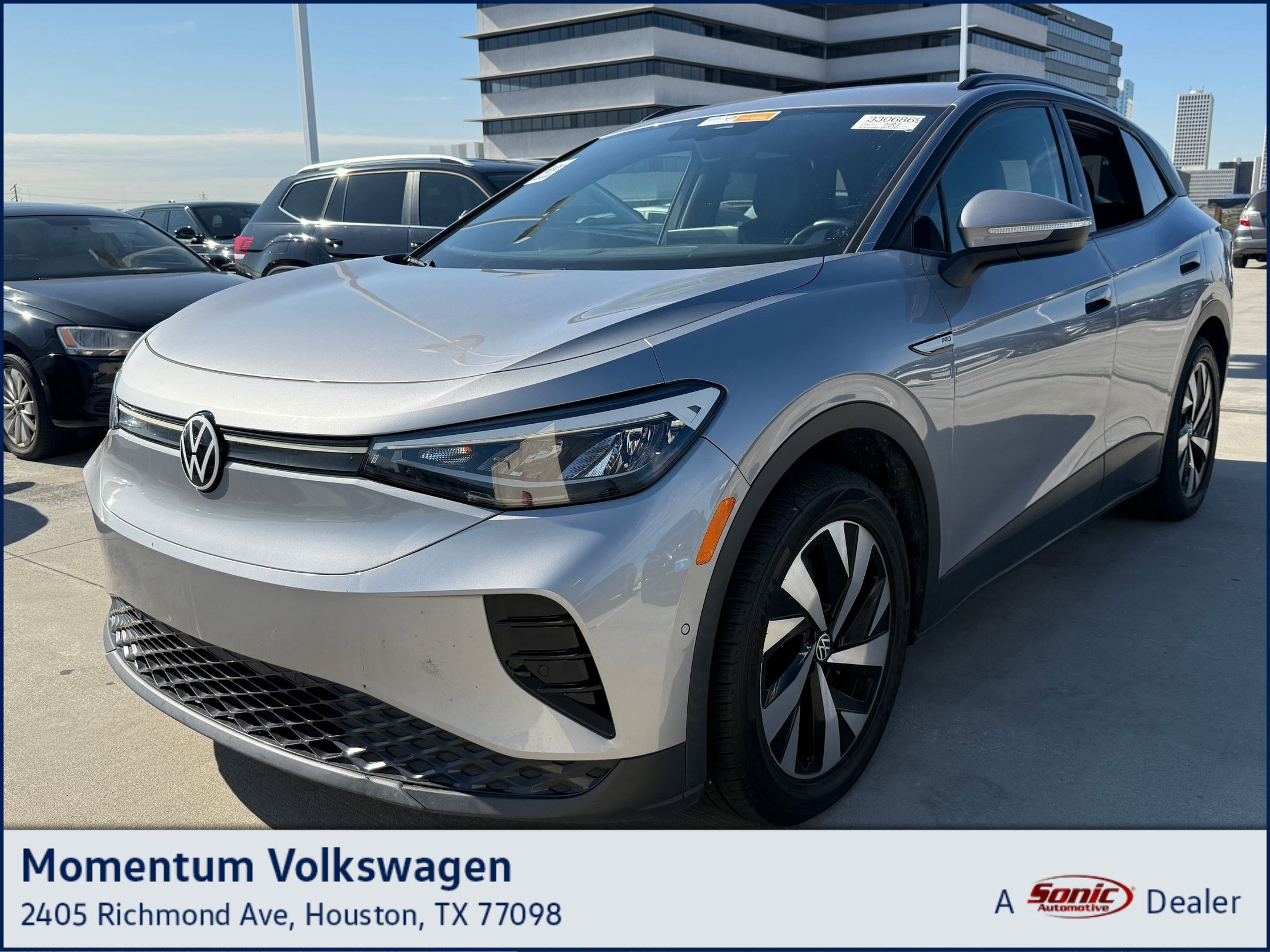 2023 Volkswagen ID.4 Base's photo