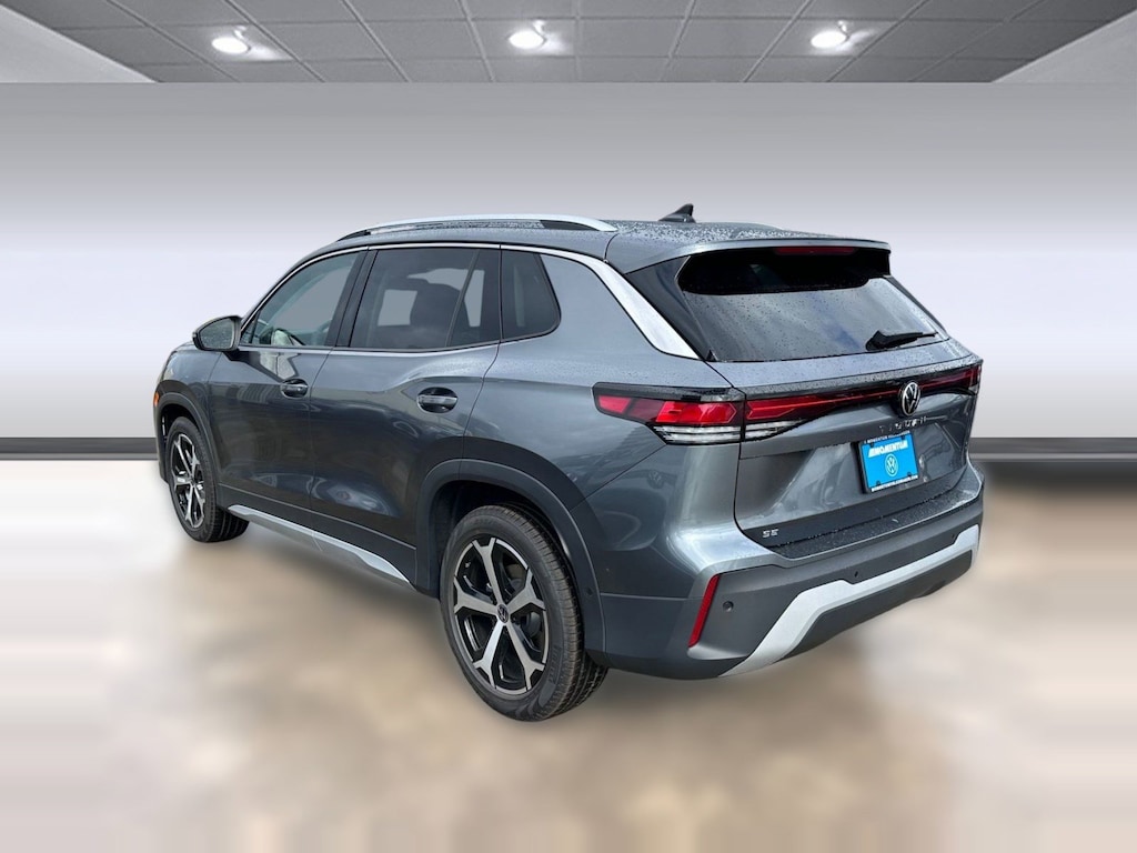 New 2026 Volkswagen Tiguan 2.0T SE SUV