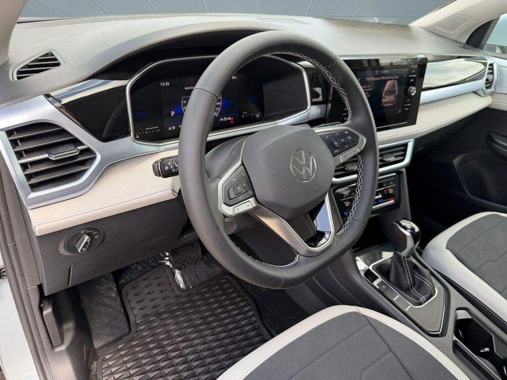 Used 2026 Volkswagen Taos SE SUV