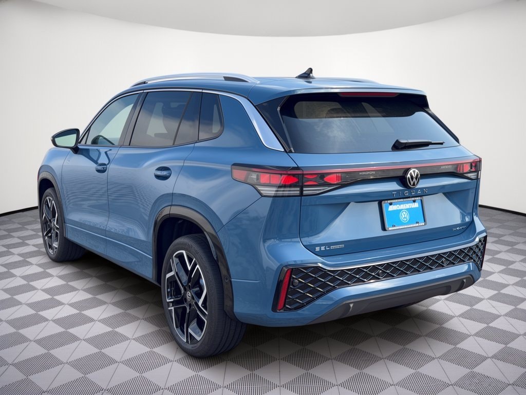 New 2026 Volkswagen Tiguan SEL R-Line Turbo SUV