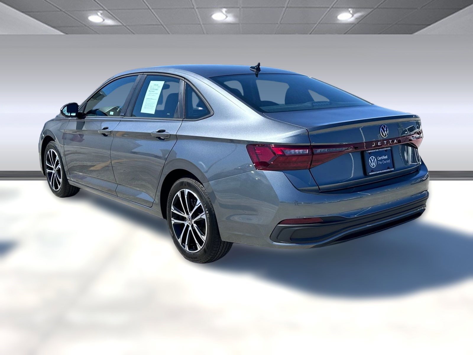 2025 Volkswagen Jetta Sport photo 3