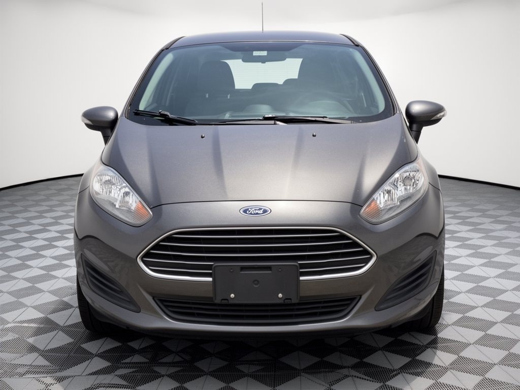 2015 Ford Fiesta SE Sedan