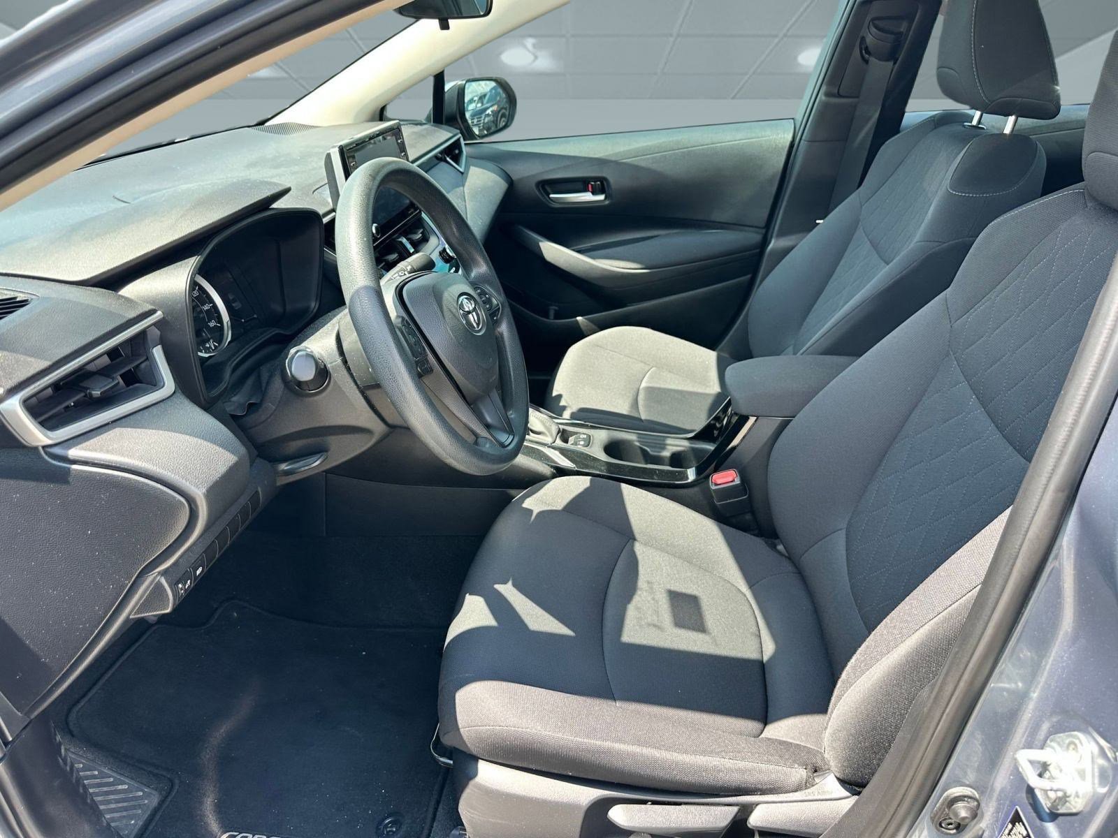2021 Toyota Corolla LE Premium photo 4