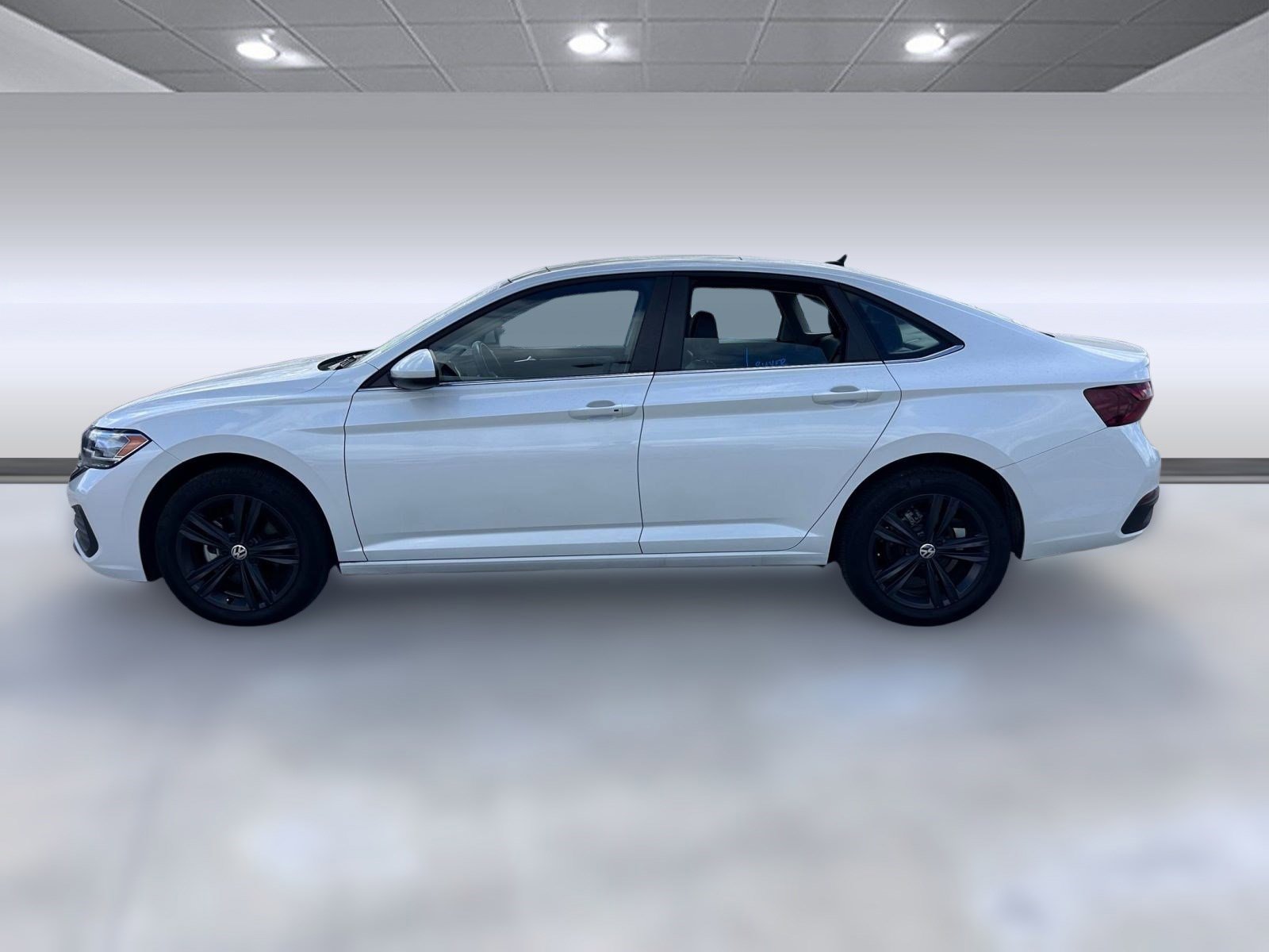 2024 Volkswagen Jetta SE photo 2