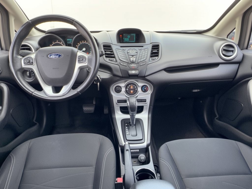 2015 Ford Fiesta SE Sedan