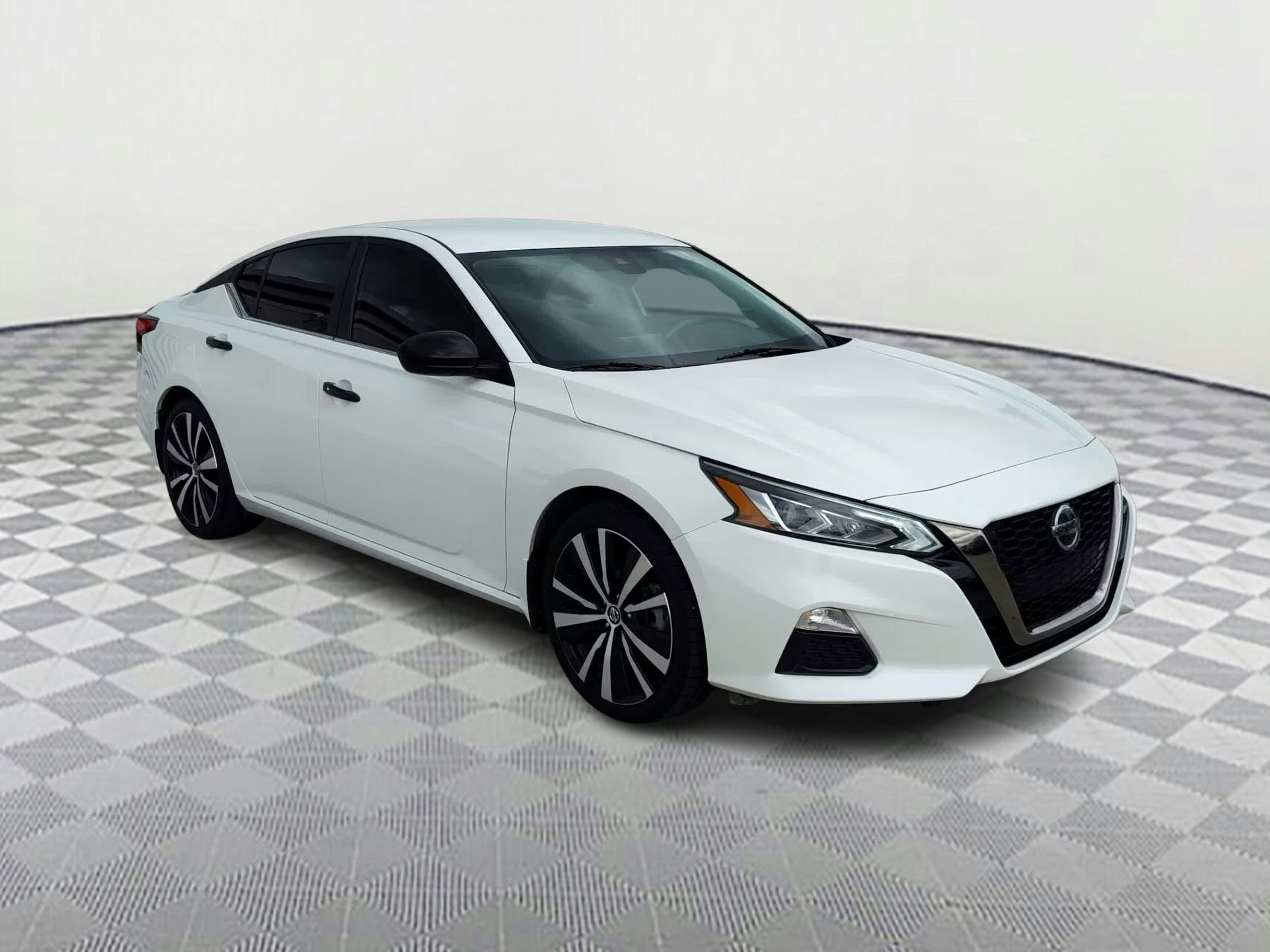 Used 2021 Nissan Altima SR with VIN 1N4BL4CV1MN387803 for sale in Houston, TX