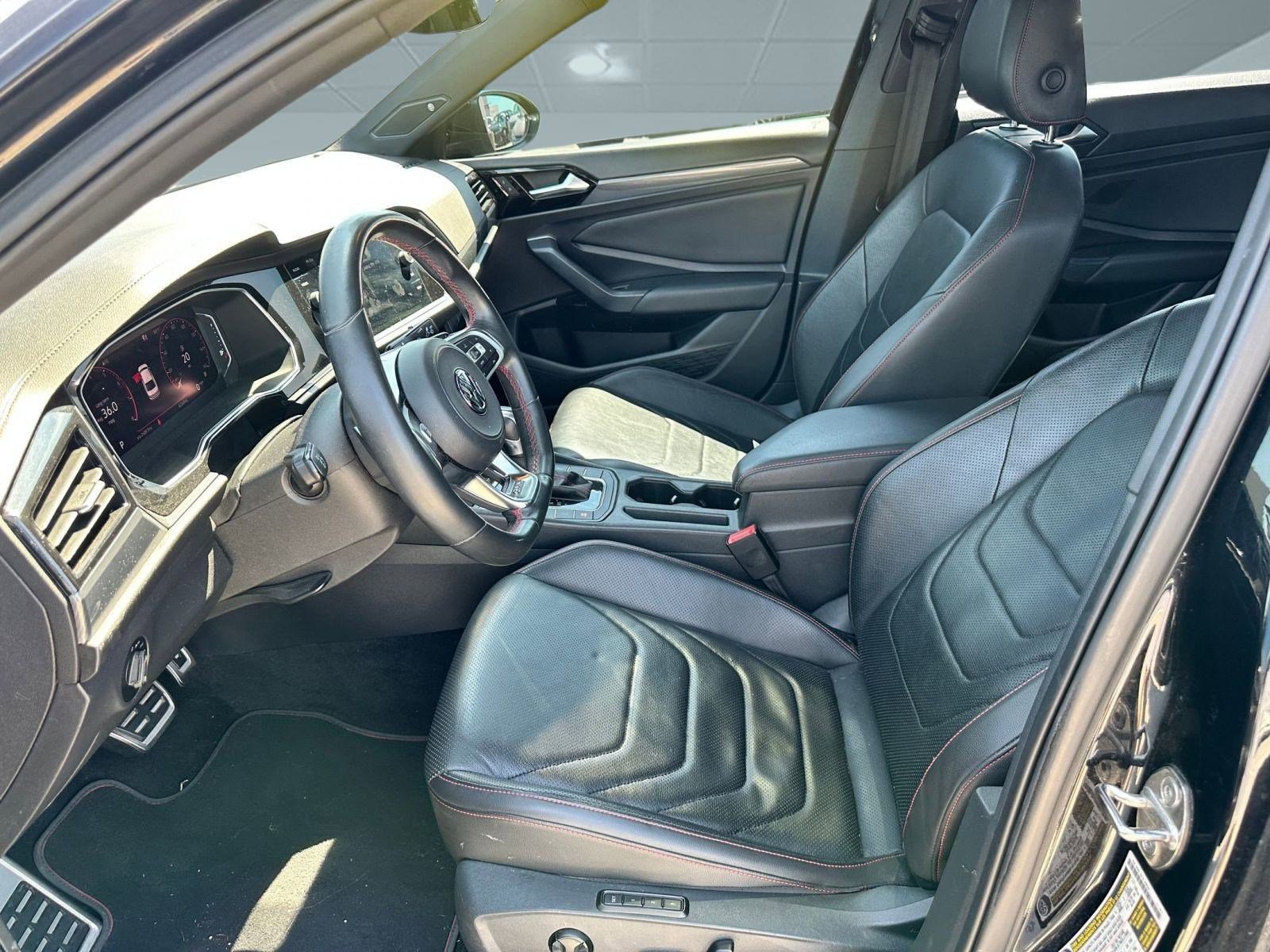 2020 Volkswagen Jetta GLI Autobahn photo 4